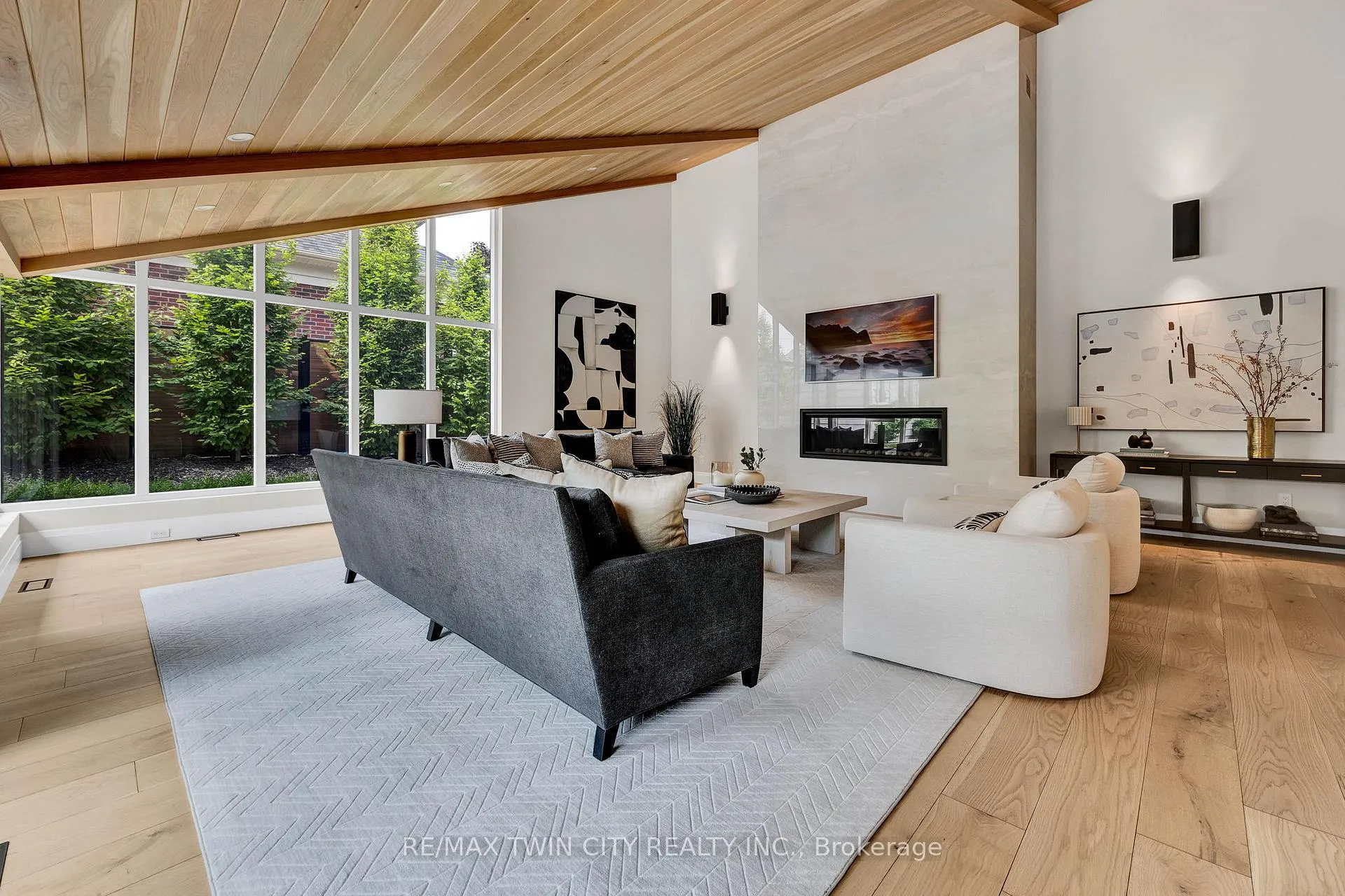Photo 7 of 47 Huntley Crescent, Kitchener — HOMEH