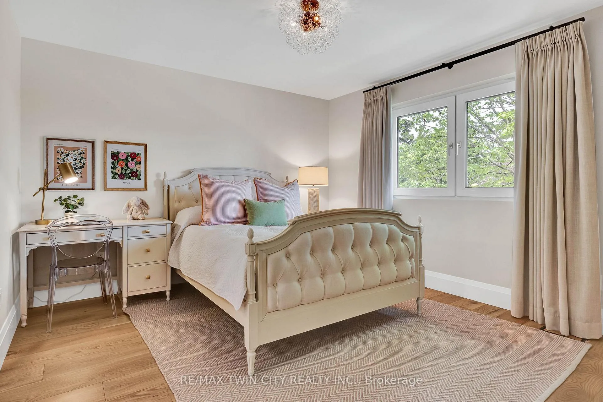 Photo 20 of 47 Huntley Crescent, Kitchener — HOMEH