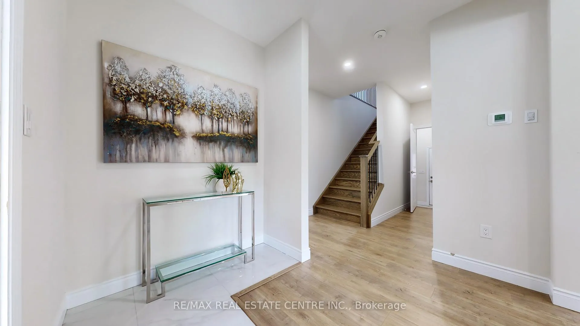 Photo 4 of 145 Ballantyne Avenue, Cambridge, Glenview, Lincoln, Oak — HOMEH
