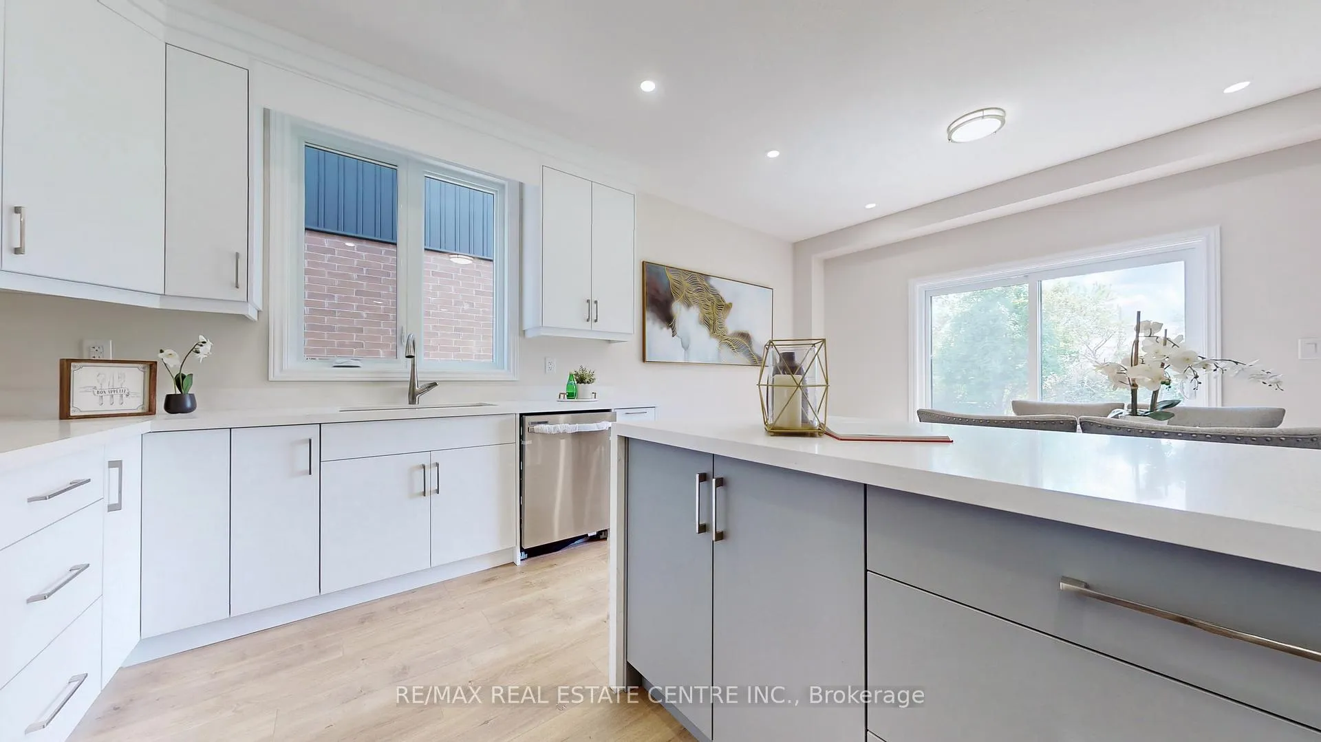 Photo 12 of 145 Ballantyne Avenue, Cambridge, Glenview, Lincoln, Oak — HOMEH
