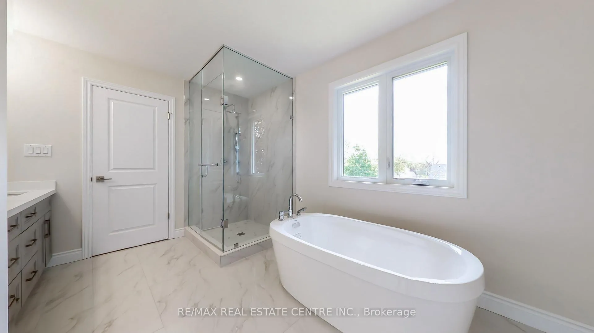 Photo 21 of 145 Ballantyne Avenue, Cambridge, Glenview, Lincoln, Oak — HOMEH