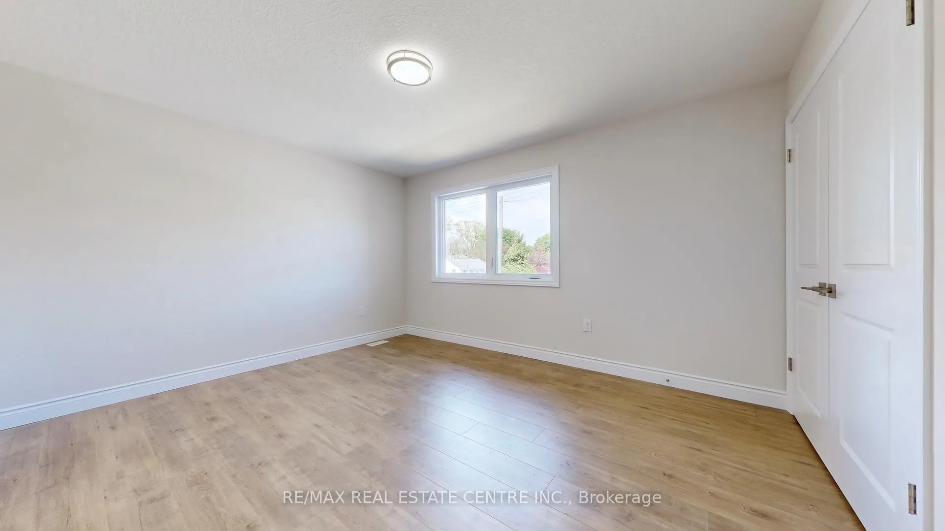 Photo 24 of 145 Ballantyne Avenue, Cambridge, Glenview, Lincoln, Oak — HOMEH