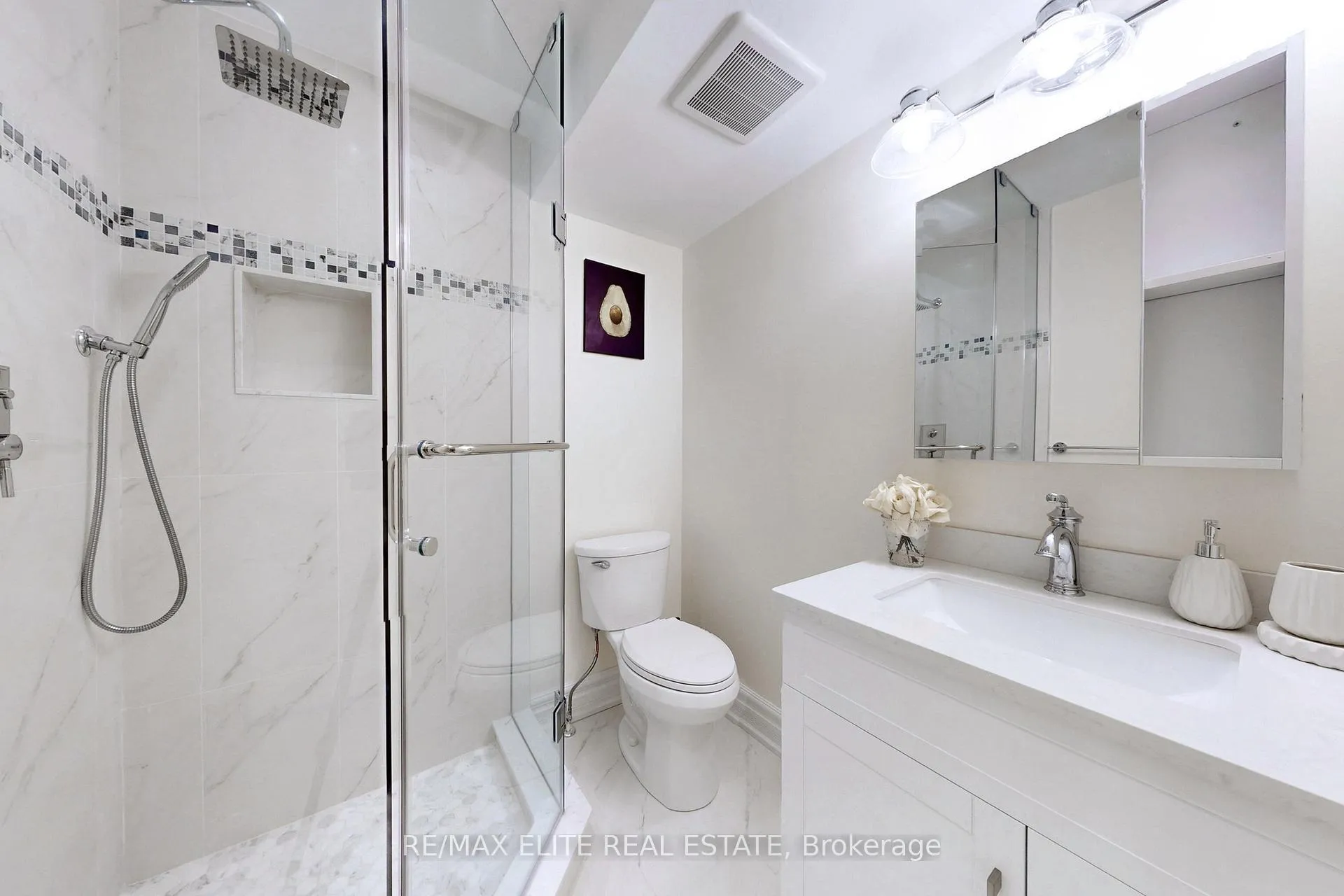 Photo 25 of 30 John Button Boulevard, Markham, Buttonville — HOMEH