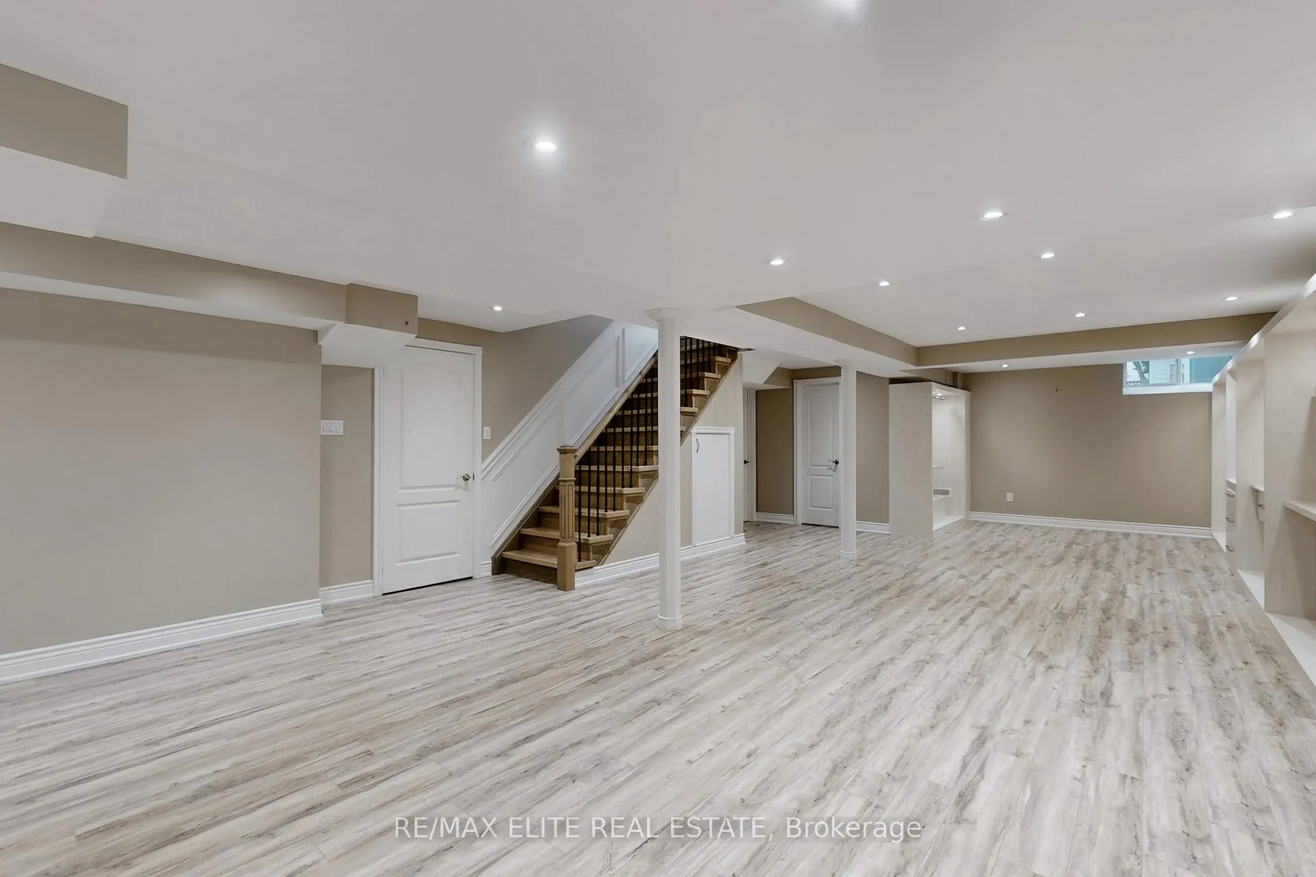 Photo 31 of 30 John Button Boulevard, Markham, Buttonville — HOMEH