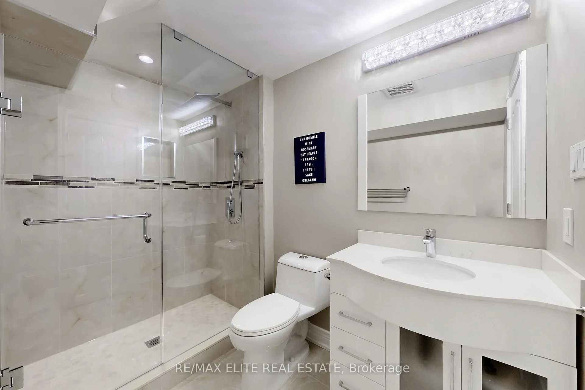 Photo 37 of 30 John Button Boulevard, Markham, Buttonville — HOMEH