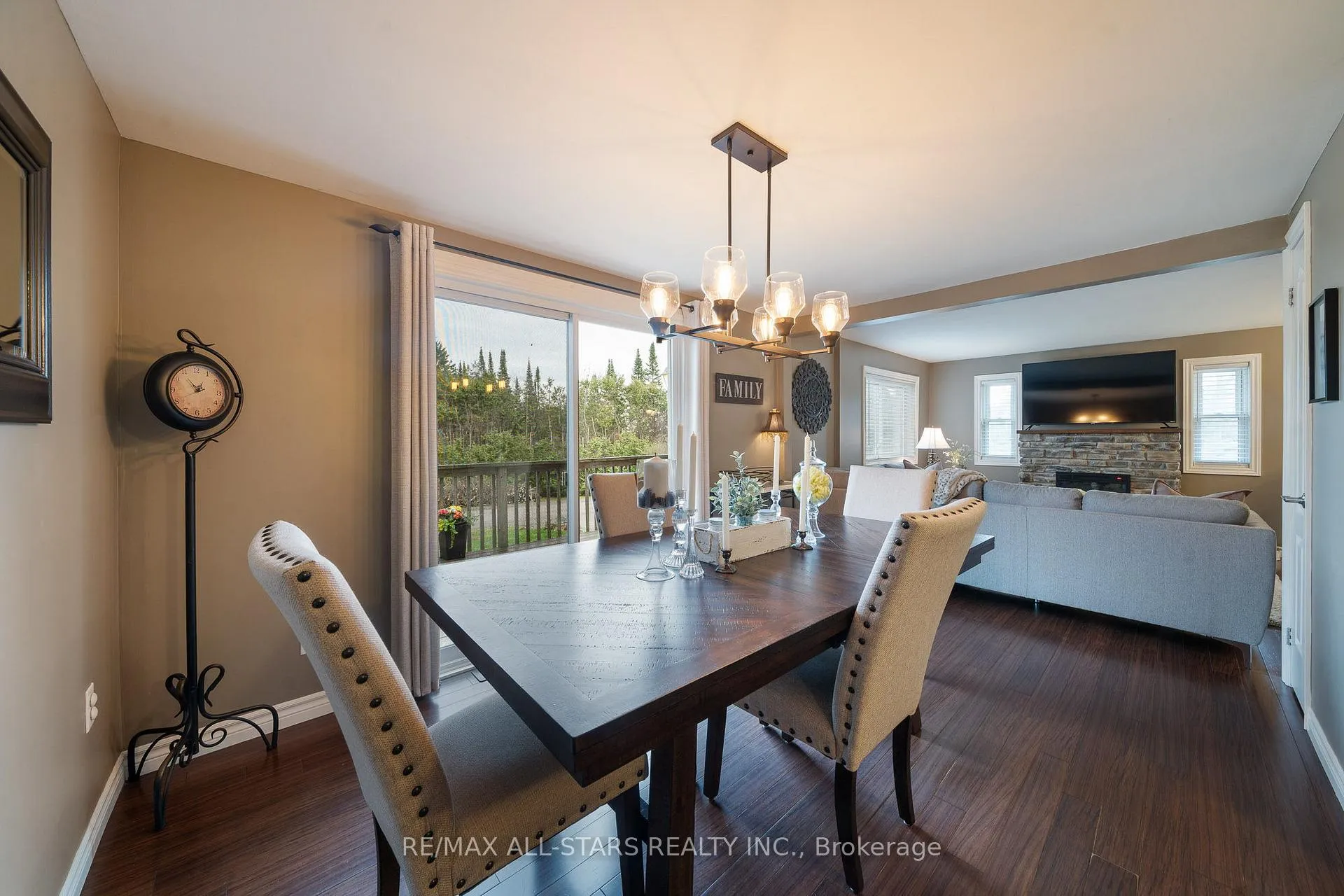 Photo 9 of 32 Newman Road, Kawartha Lakes, Mariposa — HOMEH