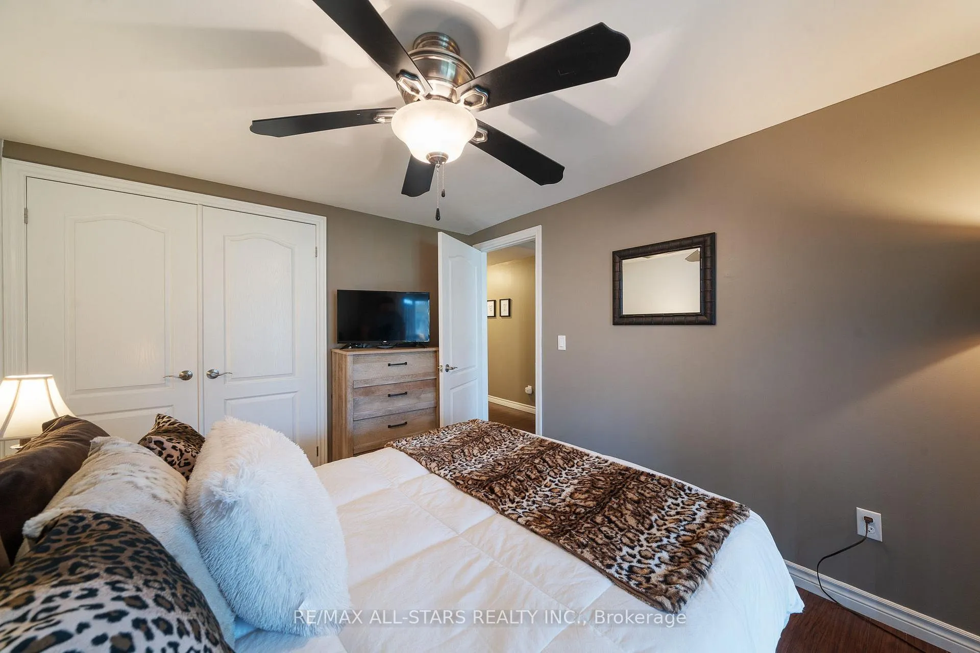 Photo 19 of 32 Newman Road, Kawartha Lakes, Mariposa — HOMEH