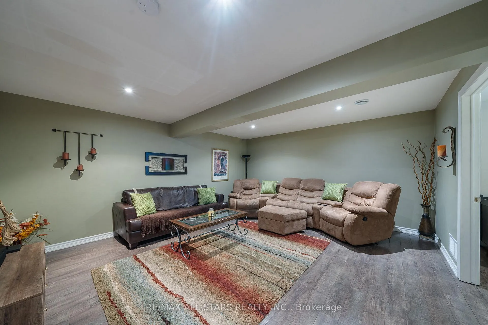 Photo 23 of 32 Newman Road, Kawartha Lakes, Mariposa — HOMEH