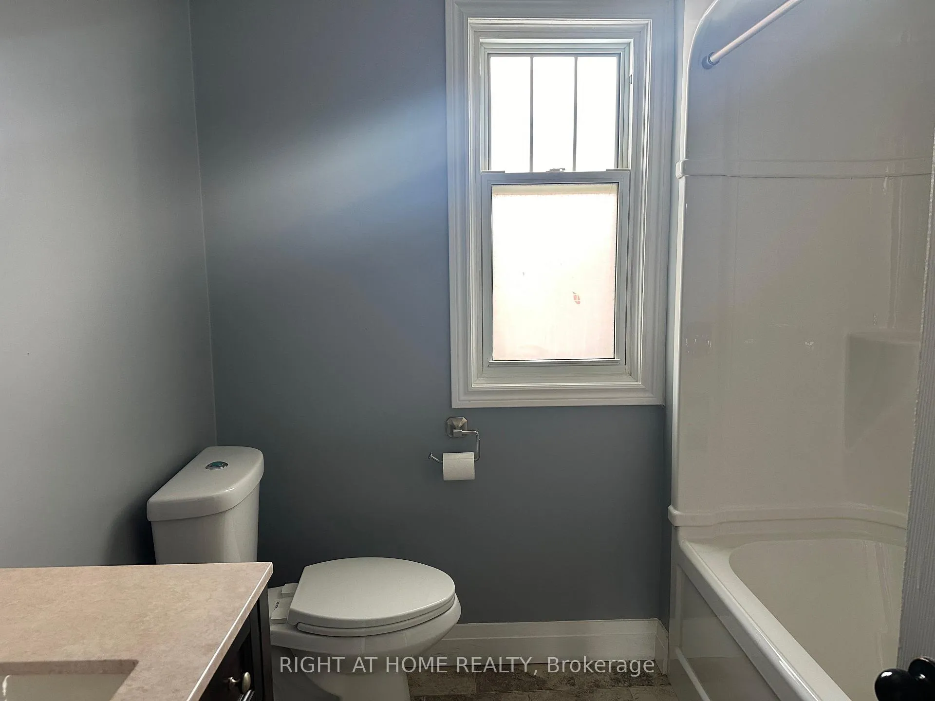Photo 11 of 563 McCannan Avenue, Peterborough, Town Ward 3 — HOMEH