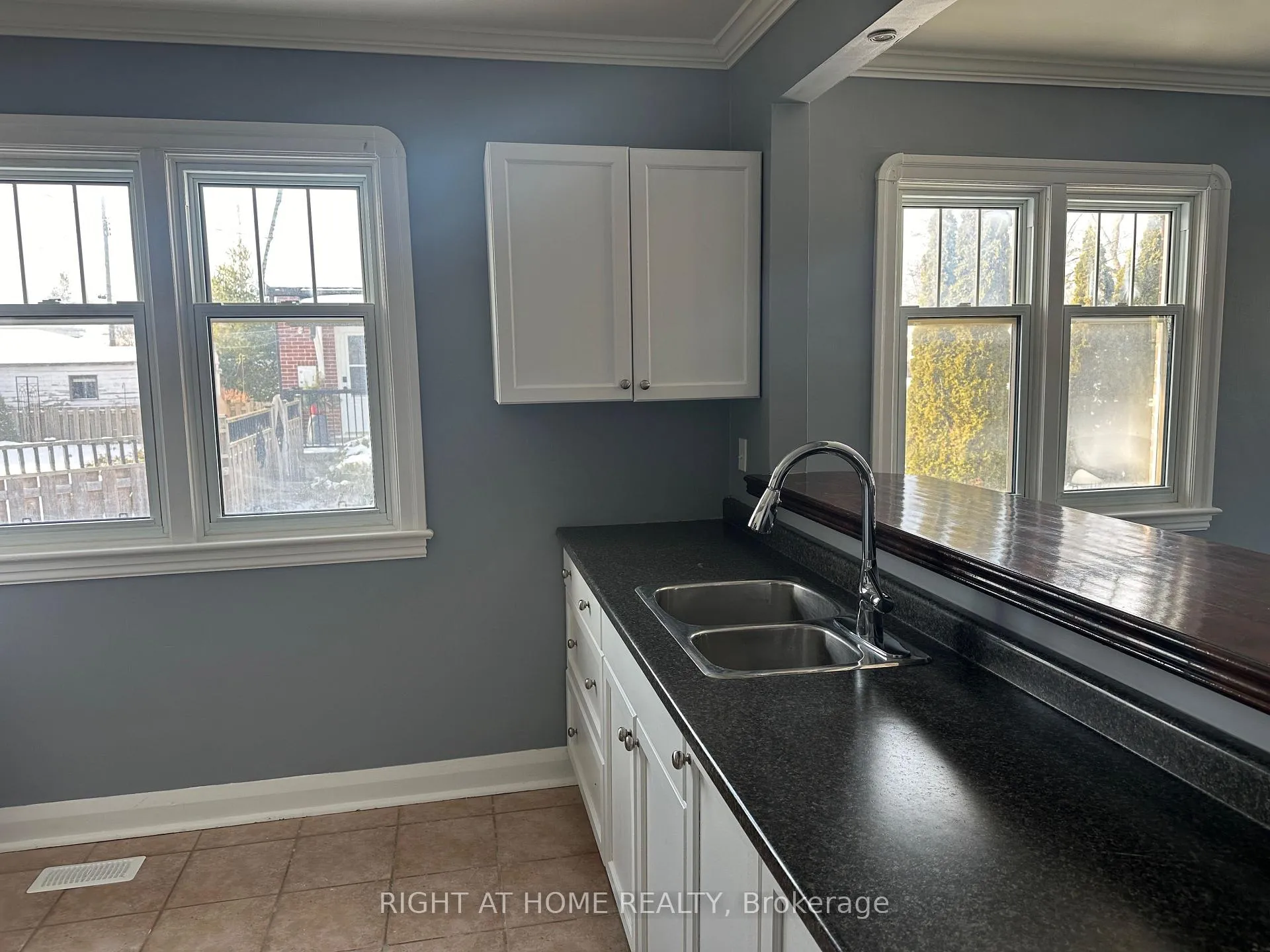Photo 14 of 563 McCannan Avenue, Peterborough, Town Ward 3 — HOMEH