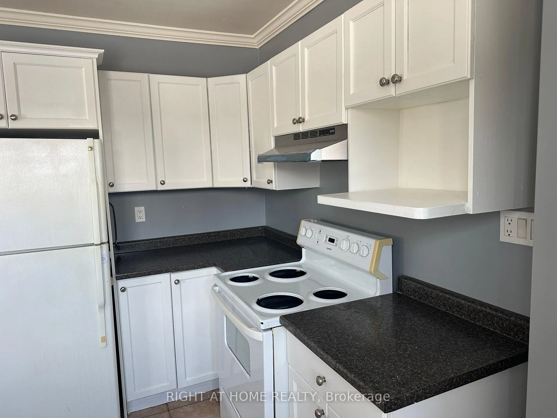 Photo 15 of 563 McCannan Avenue, Peterborough, Town Ward 3 — HOMEH