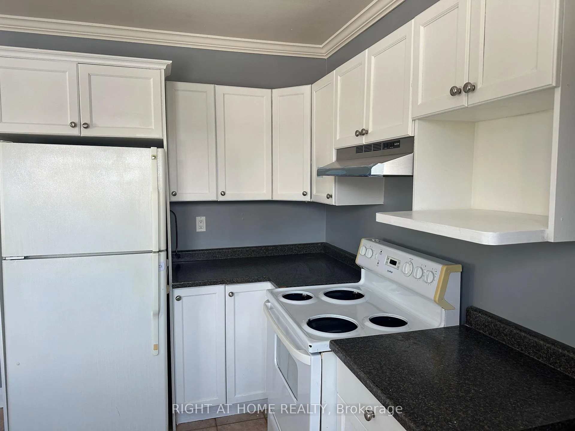 Photo 16 of 563 McCannan Avenue, Peterborough, Town Ward 3 — HOMEH