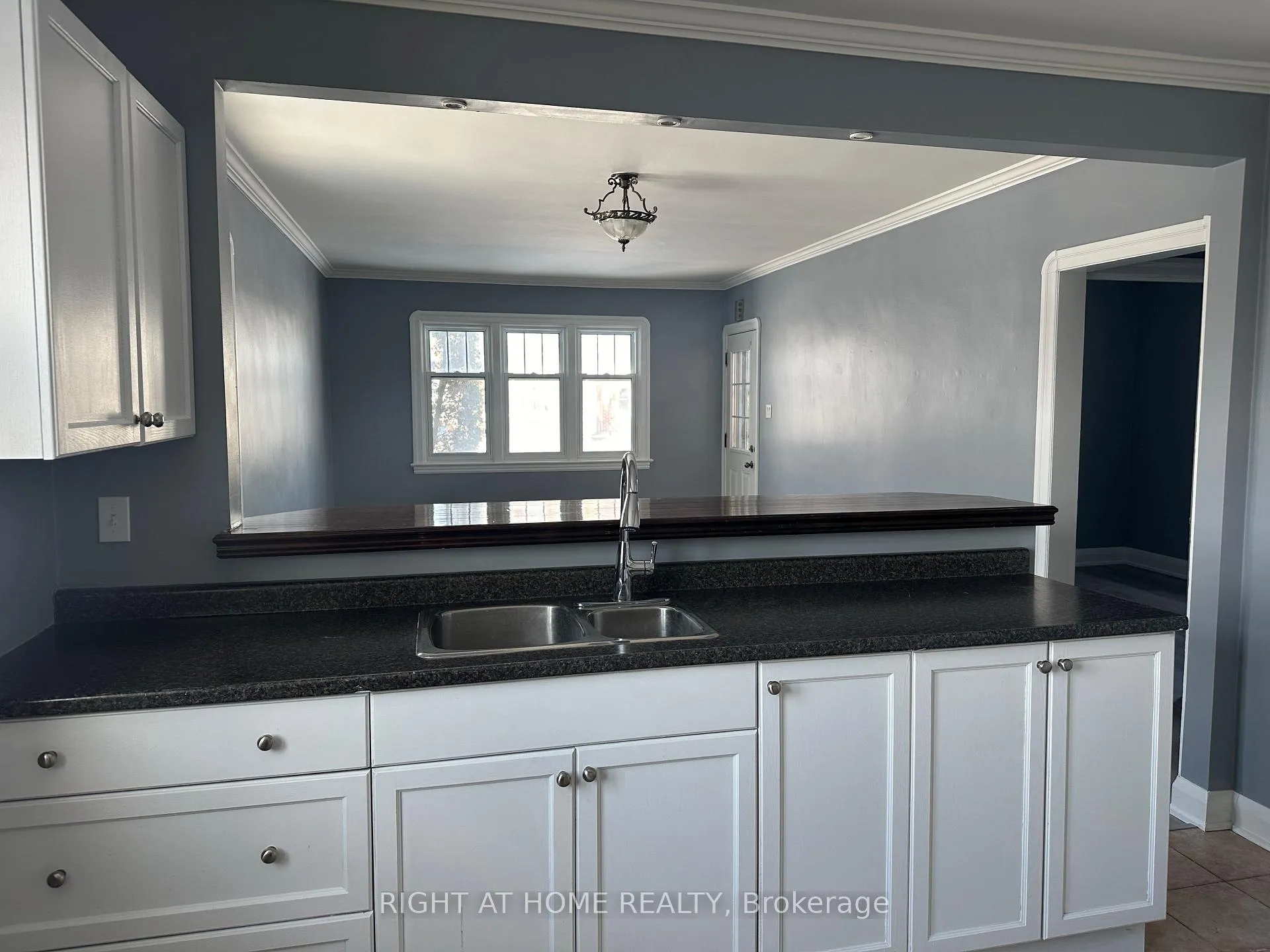 Photo 18 of 563 McCannan Avenue, Peterborough, Town Ward 3 — HOMEH