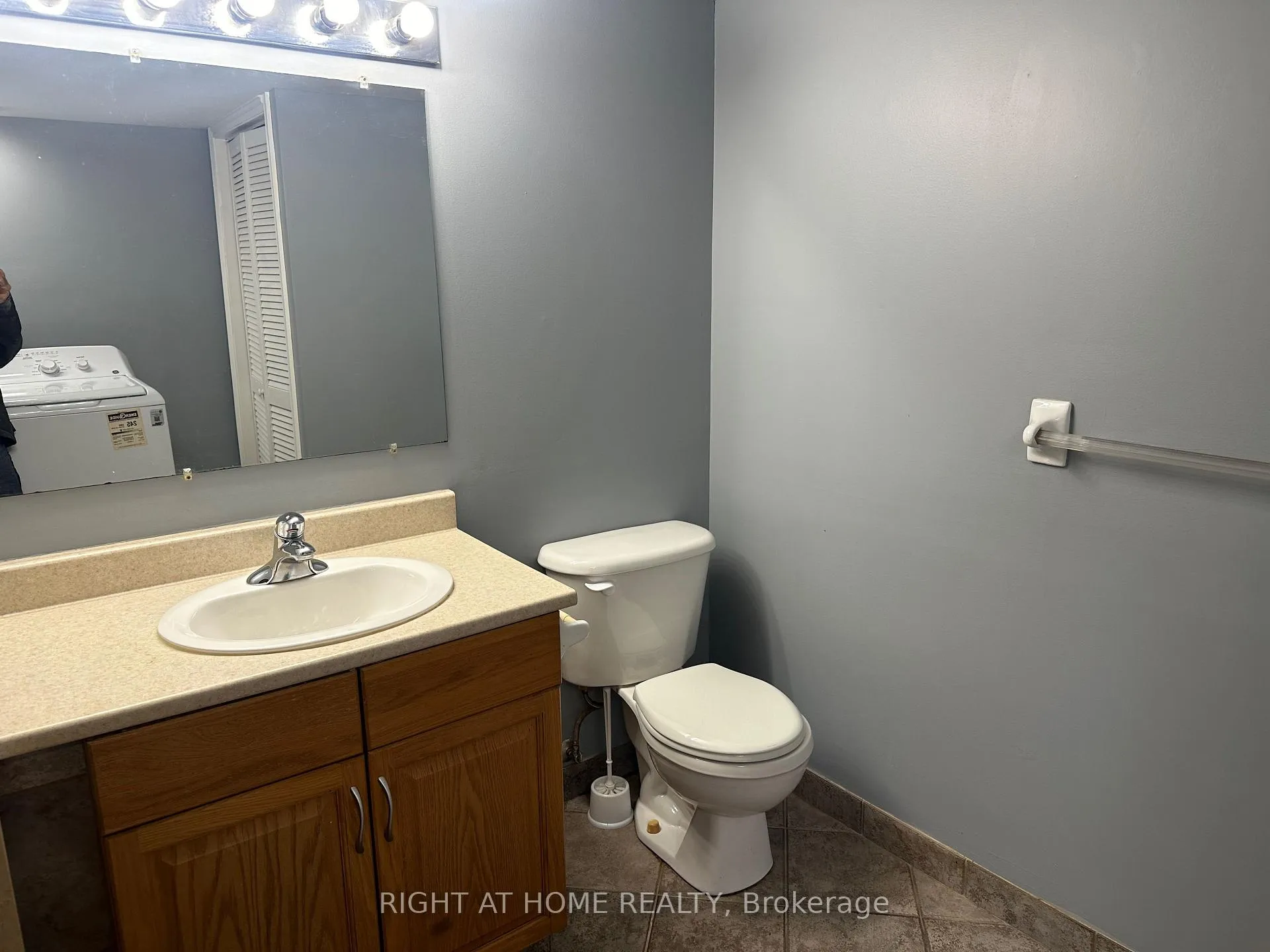 Photo 23 of 563 McCannan Avenue, Peterborough, Town Ward 3 — HOMEH