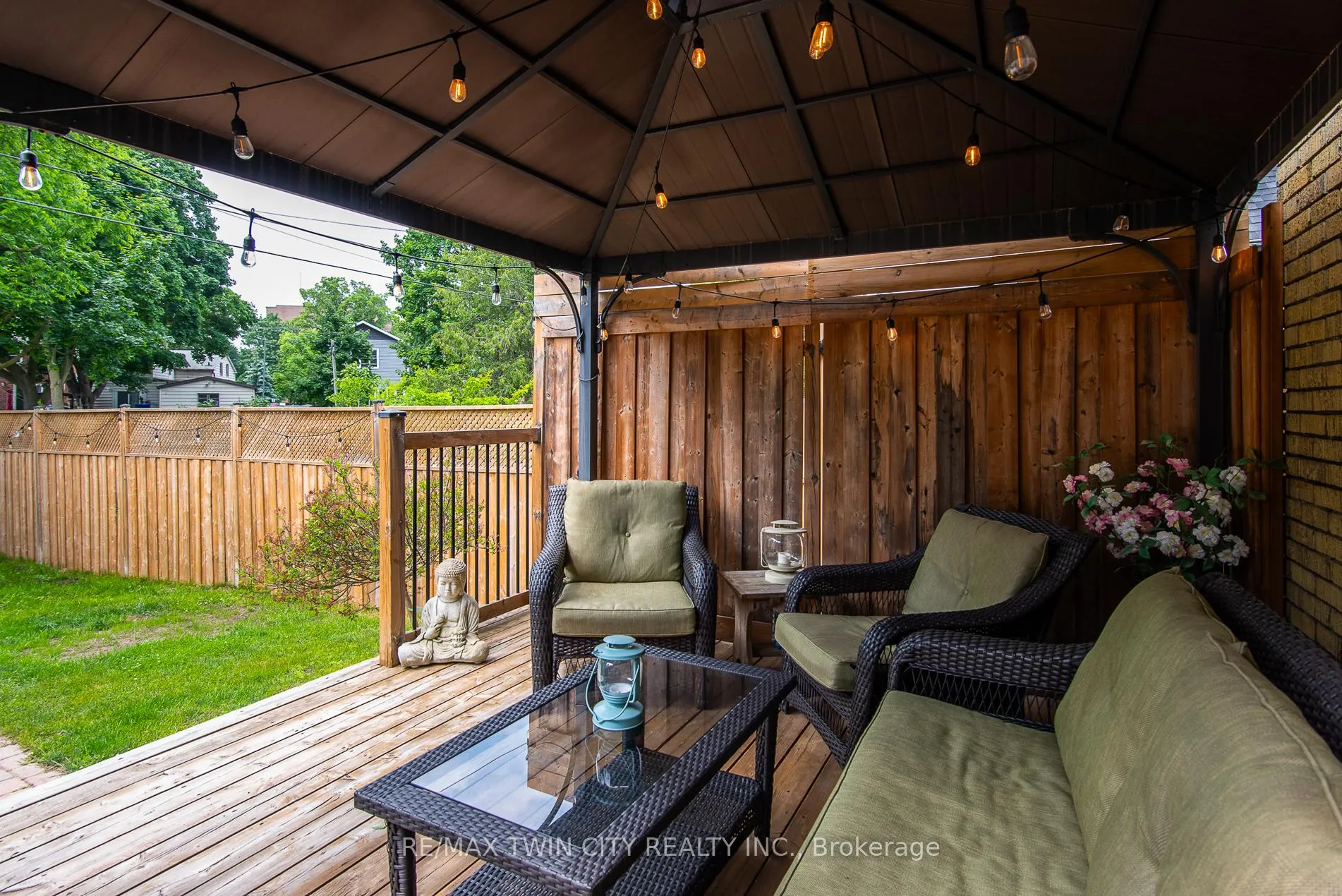 Photo 12 of 131 Homewood Avenue, Kitchener — HOMEH
