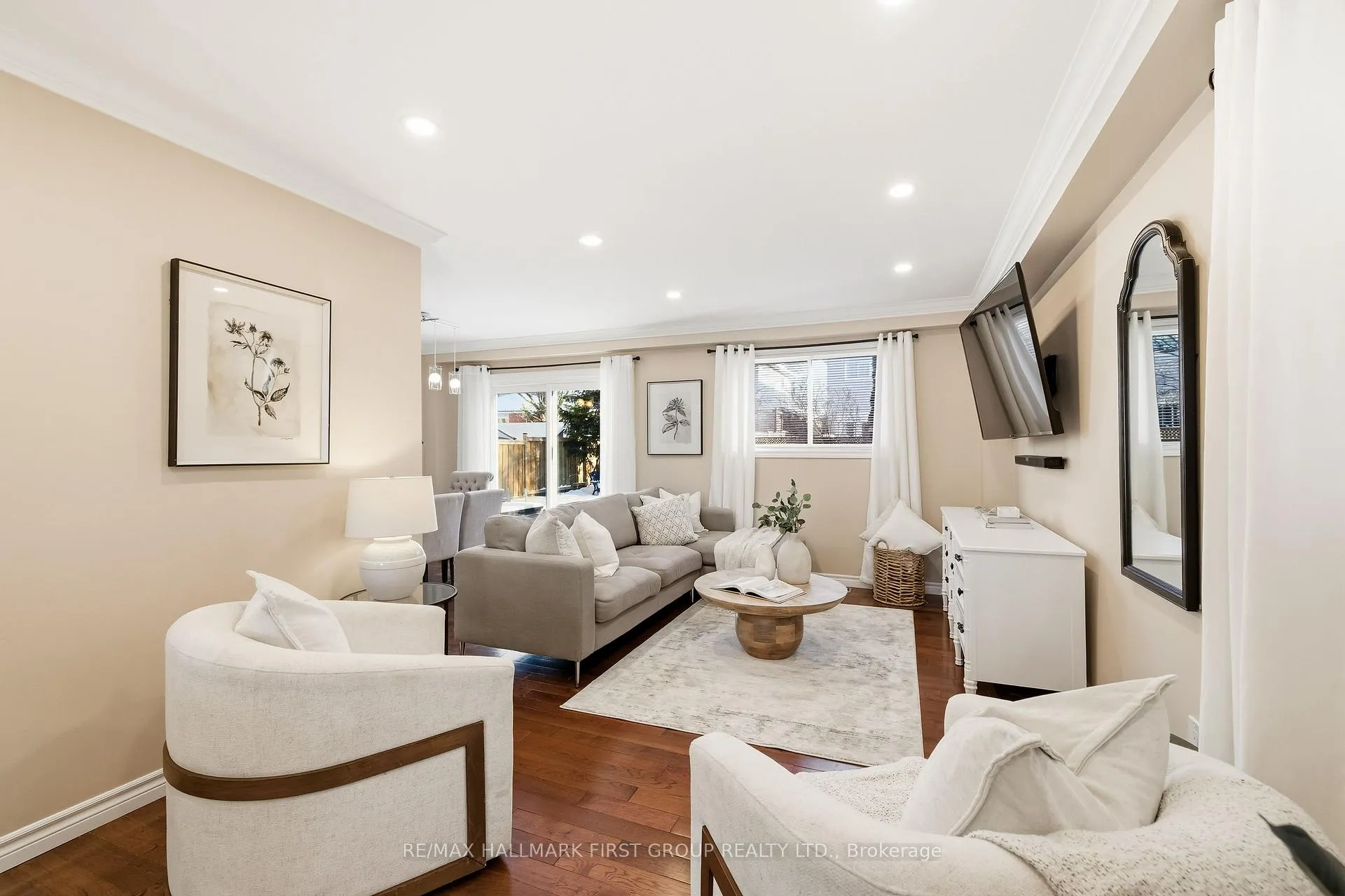 Photo 10 of 46 Kintyre Street, Clarington, Courtice — HOMEH