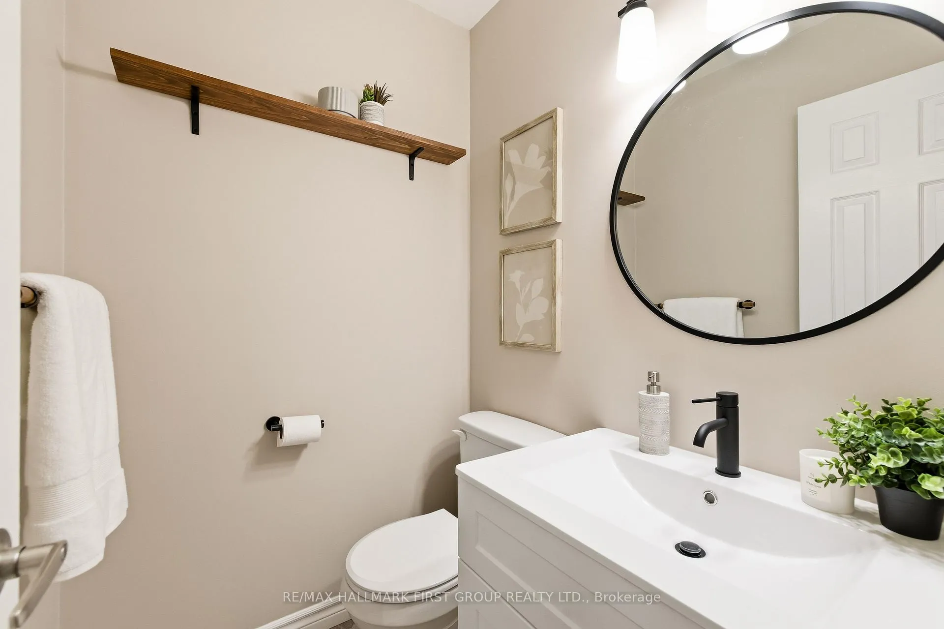 Photo 15 of 46 Kintyre Street, Clarington, Courtice — HOMEH