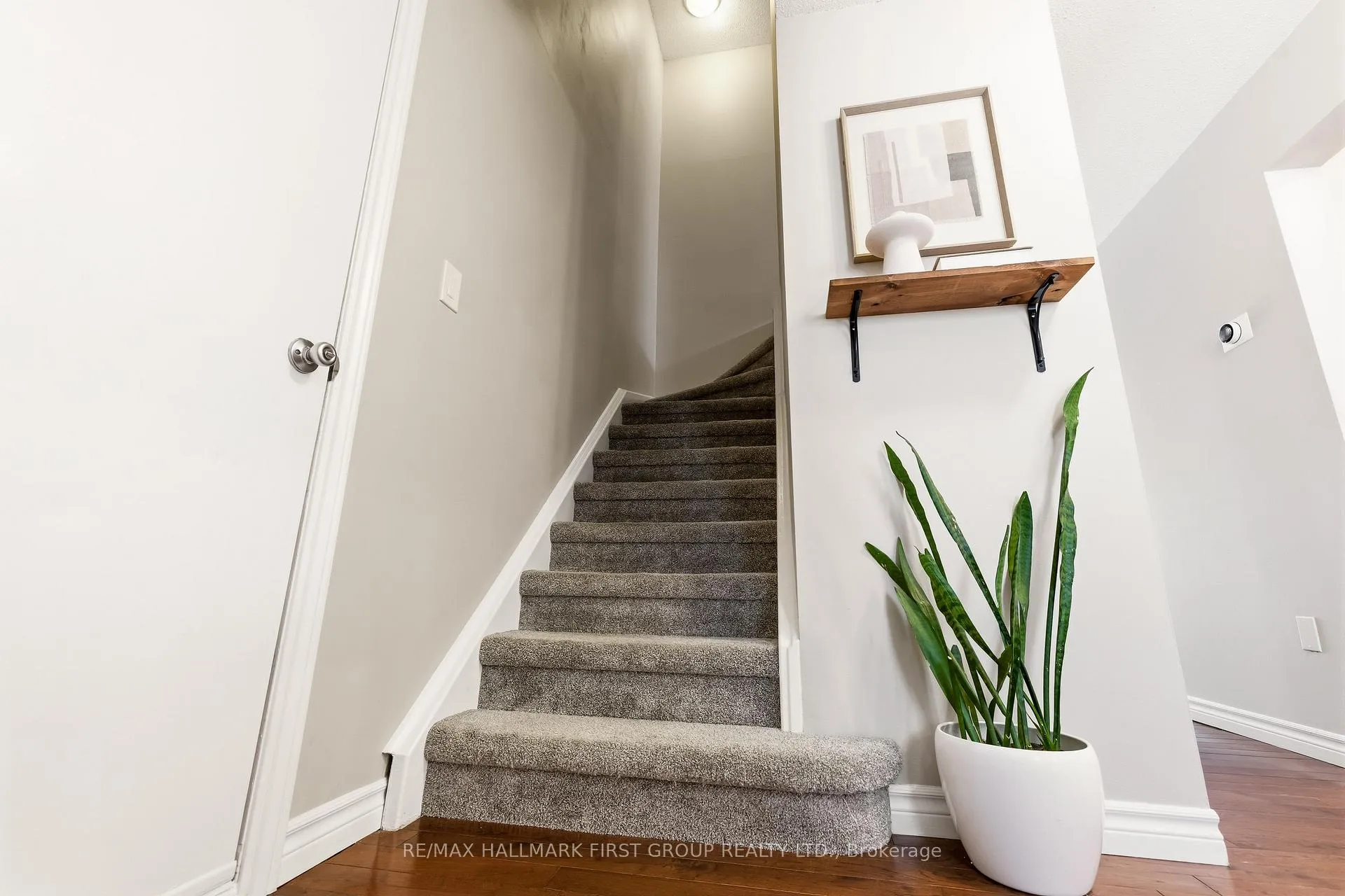 Photo 16 of 46 Kintyre Street, Clarington, Courtice — HOMEH