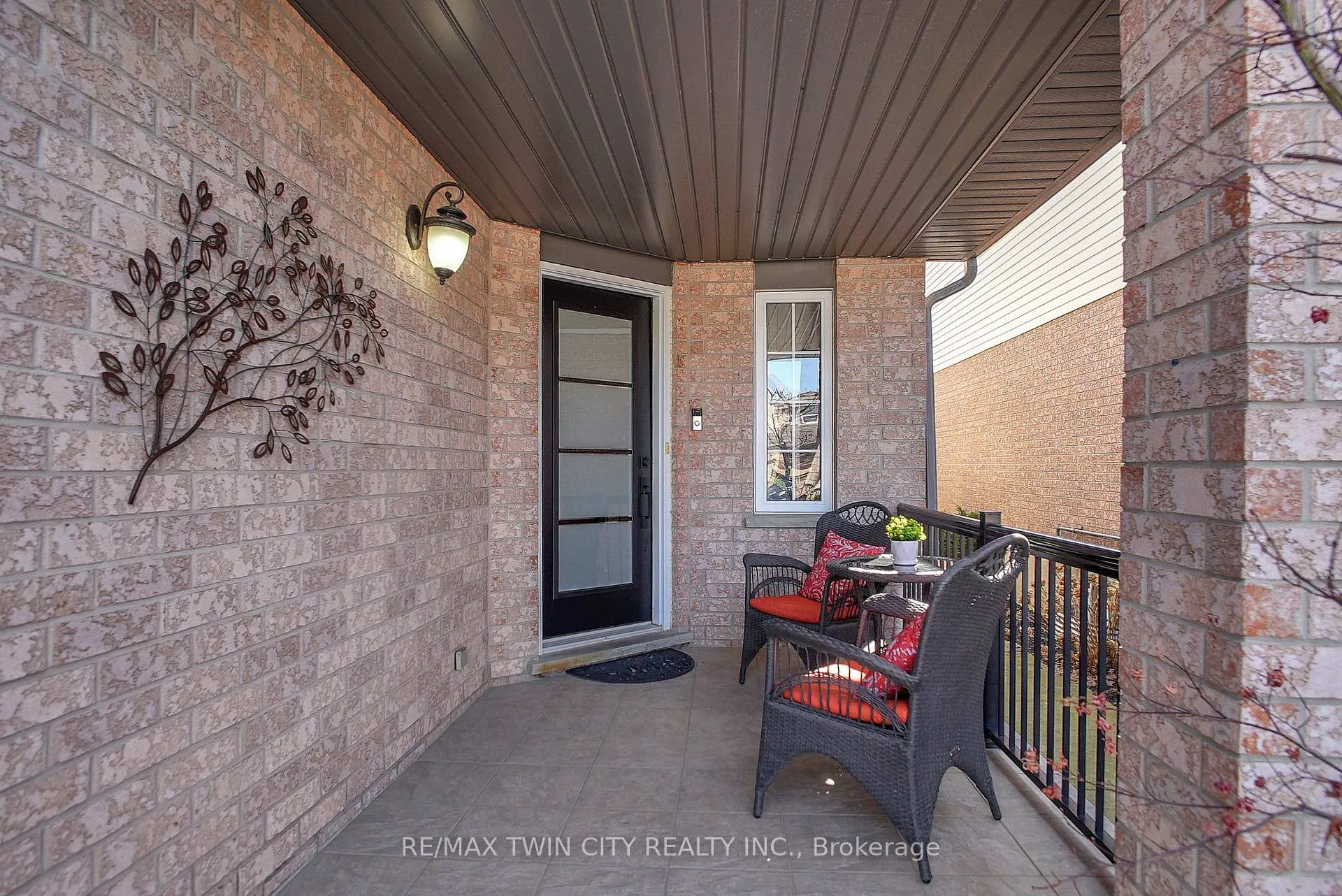 Photo 2 of 141 Steepleridge Street, Kitchener — HOMEH