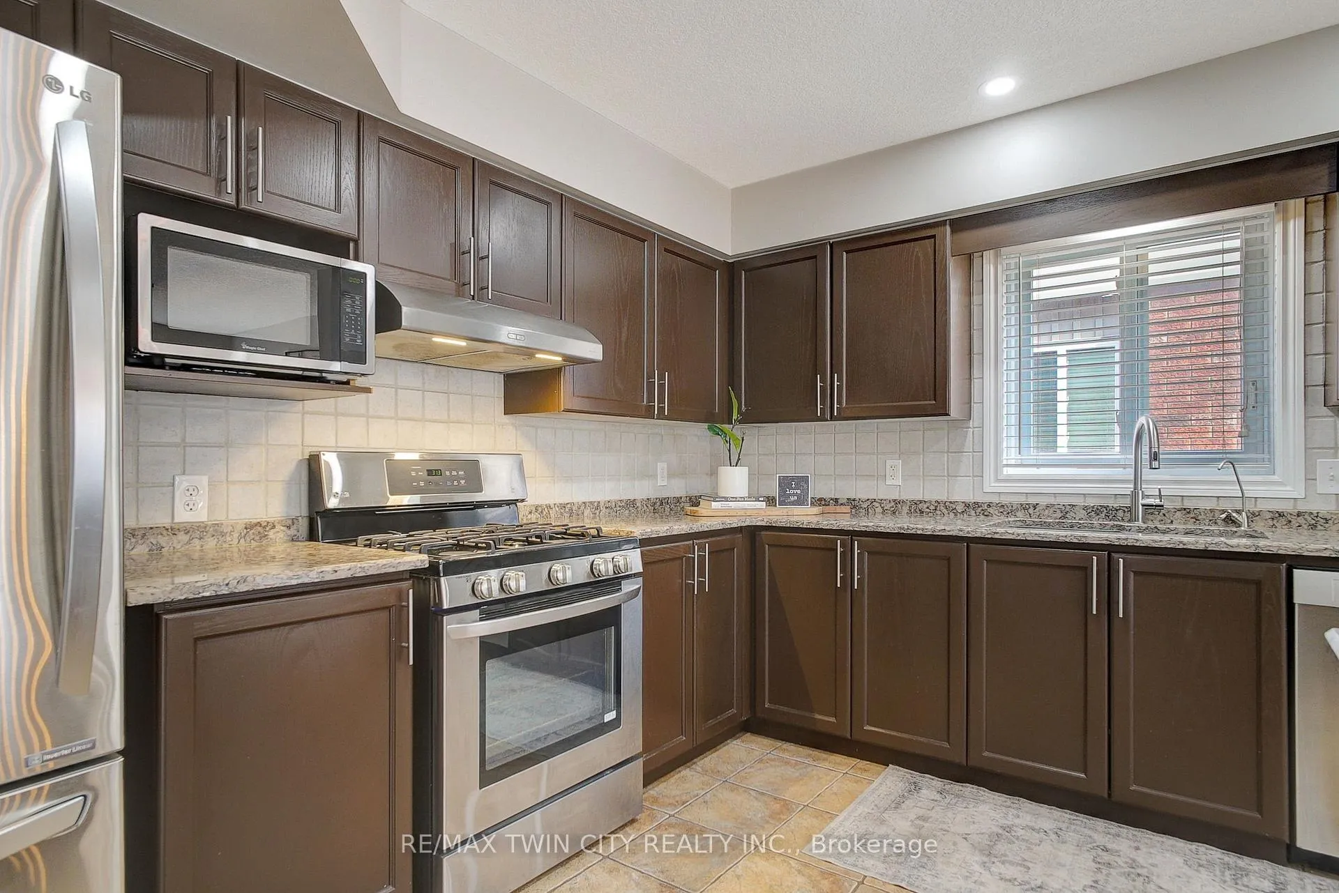 Photo 8 of 141 Steepleridge Street, Kitchener — HOMEH