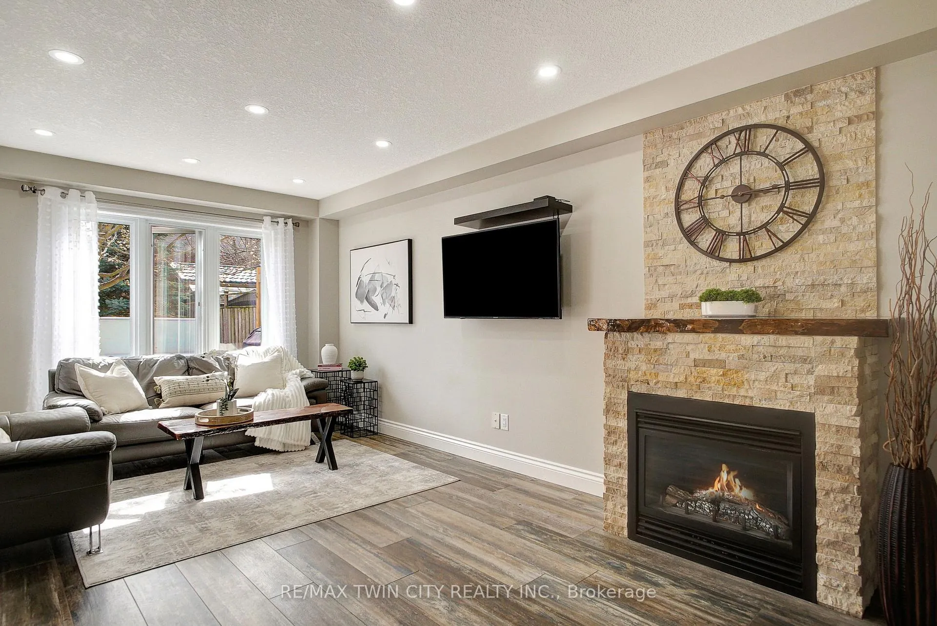 Photo 16 of 141 Steepleridge Street, Kitchener — HOMEH