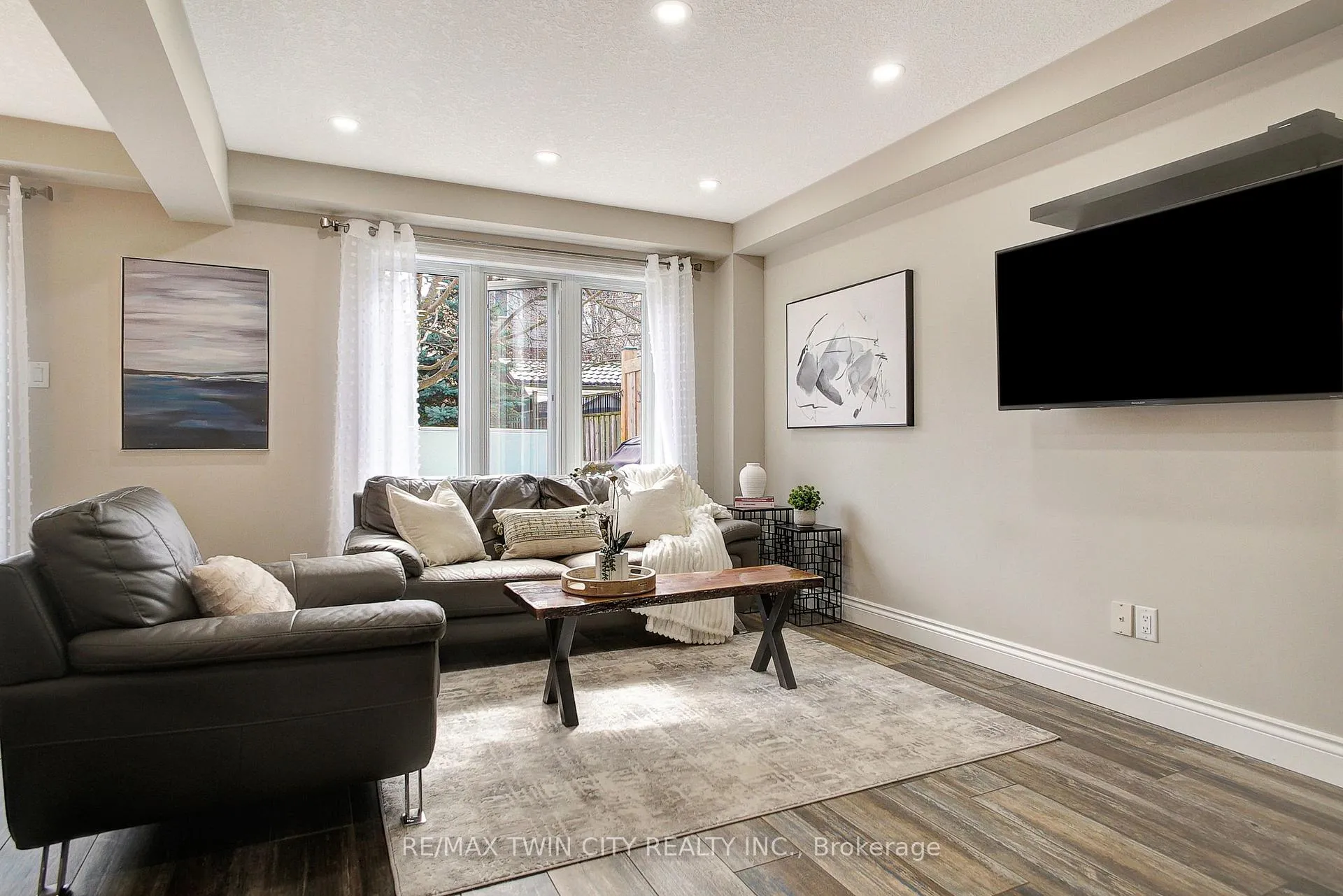Photo 17 of 141 Steepleridge Street, Kitchener — HOMEH
