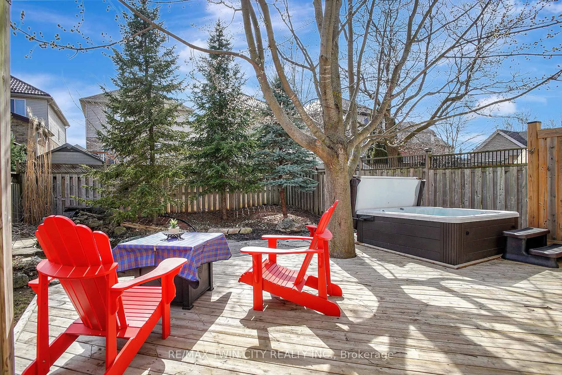 Photo 31 of 141 Steepleridge Street, Kitchener — HOMEH
