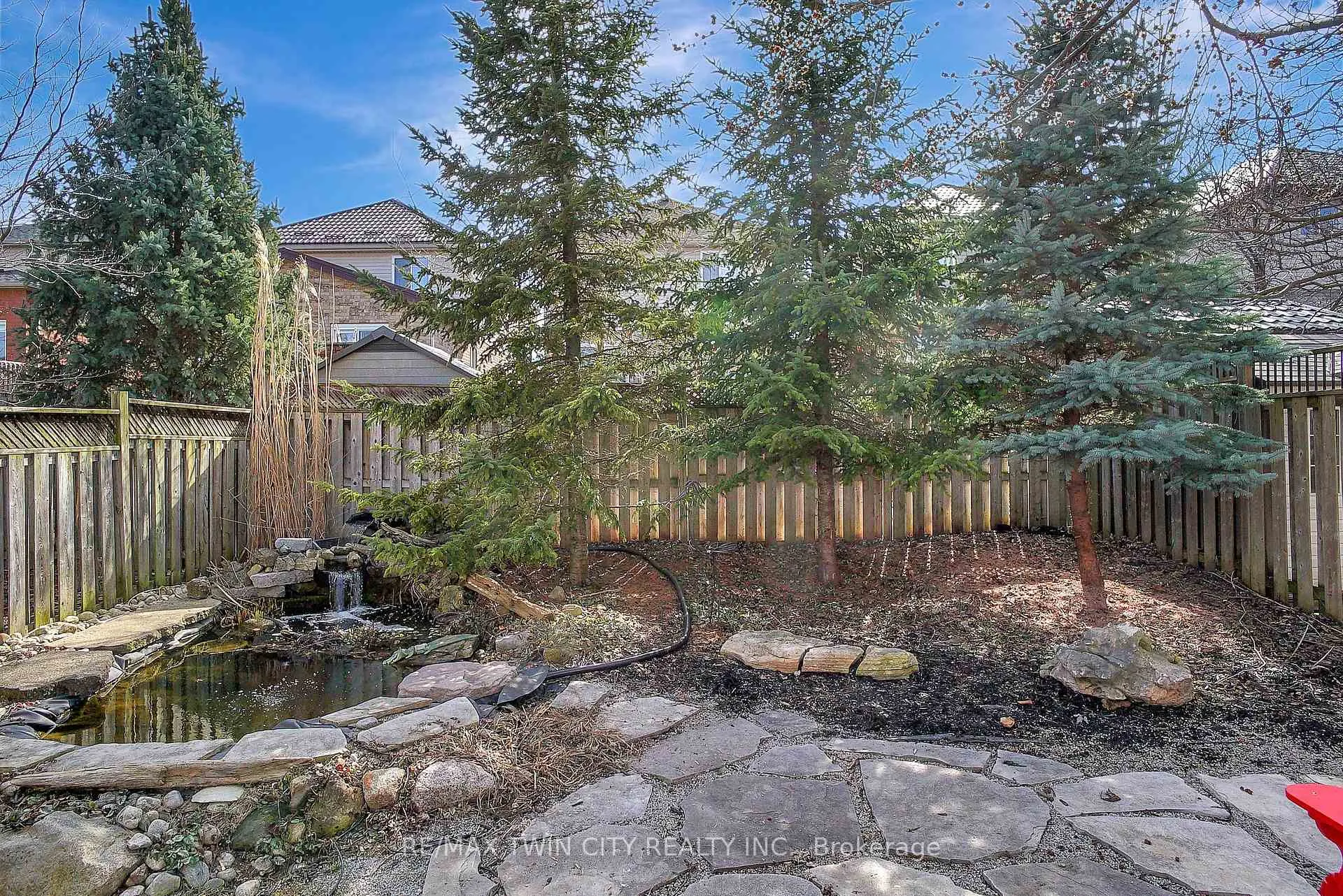Photo 33 of 141 Steepleridge Street, Kitchener — HOMEH