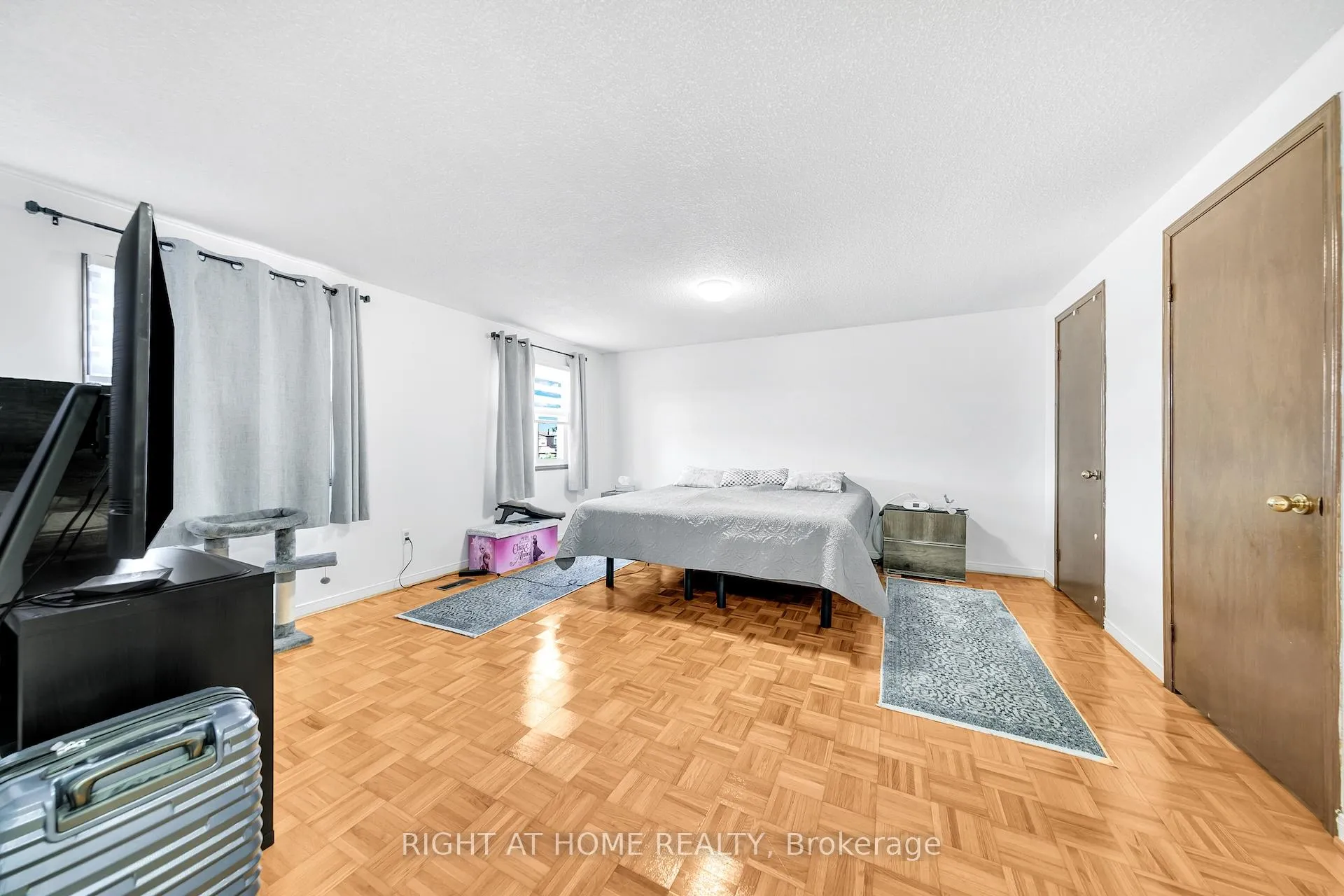 Photo 14 of 8 Terra Road, Vaughan, East Woodbridge — HOMEH