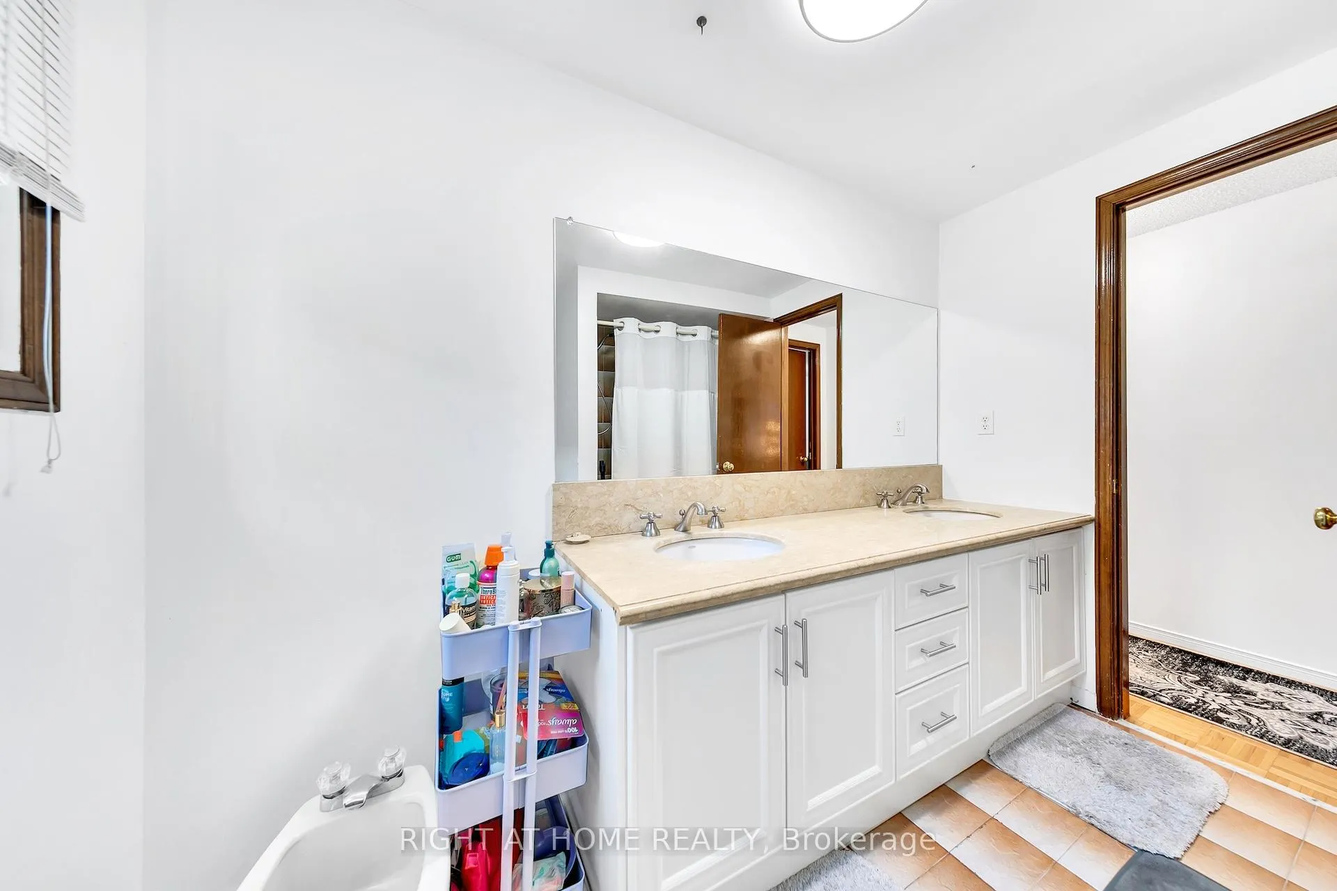 Photo 19 of 8 Terra Road, Vaughan, East Woodbridge — HOMEH