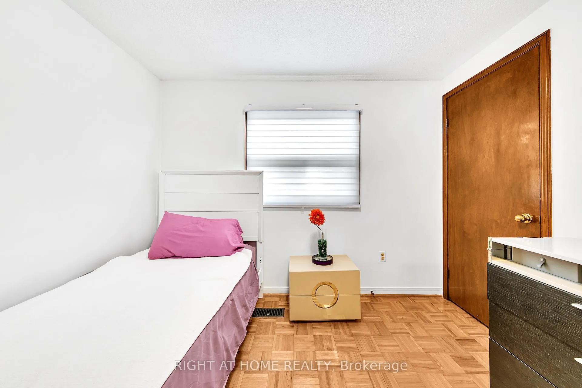 Photo 20 of 8 Terra Road, Vaughan, East Woodbridge — HOMEH