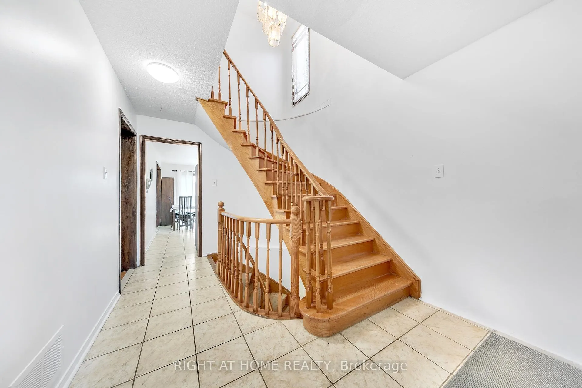 Photo 21 of 8 Terra Road, Vaughan, East Woodbridge — HOMEH