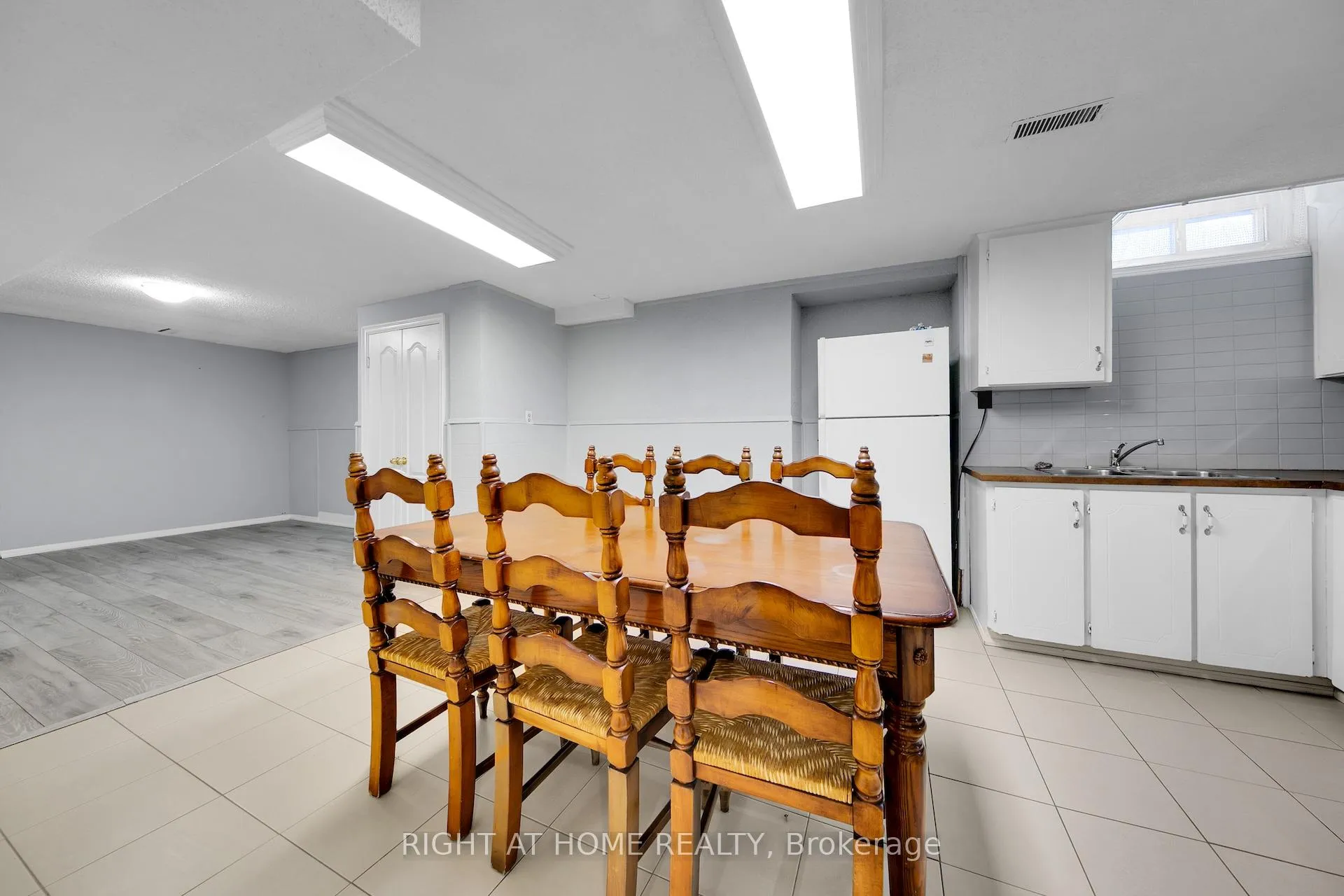 Photo 32 of 8 Terra Road, Vaughan, East Woodbridge — HOMEH