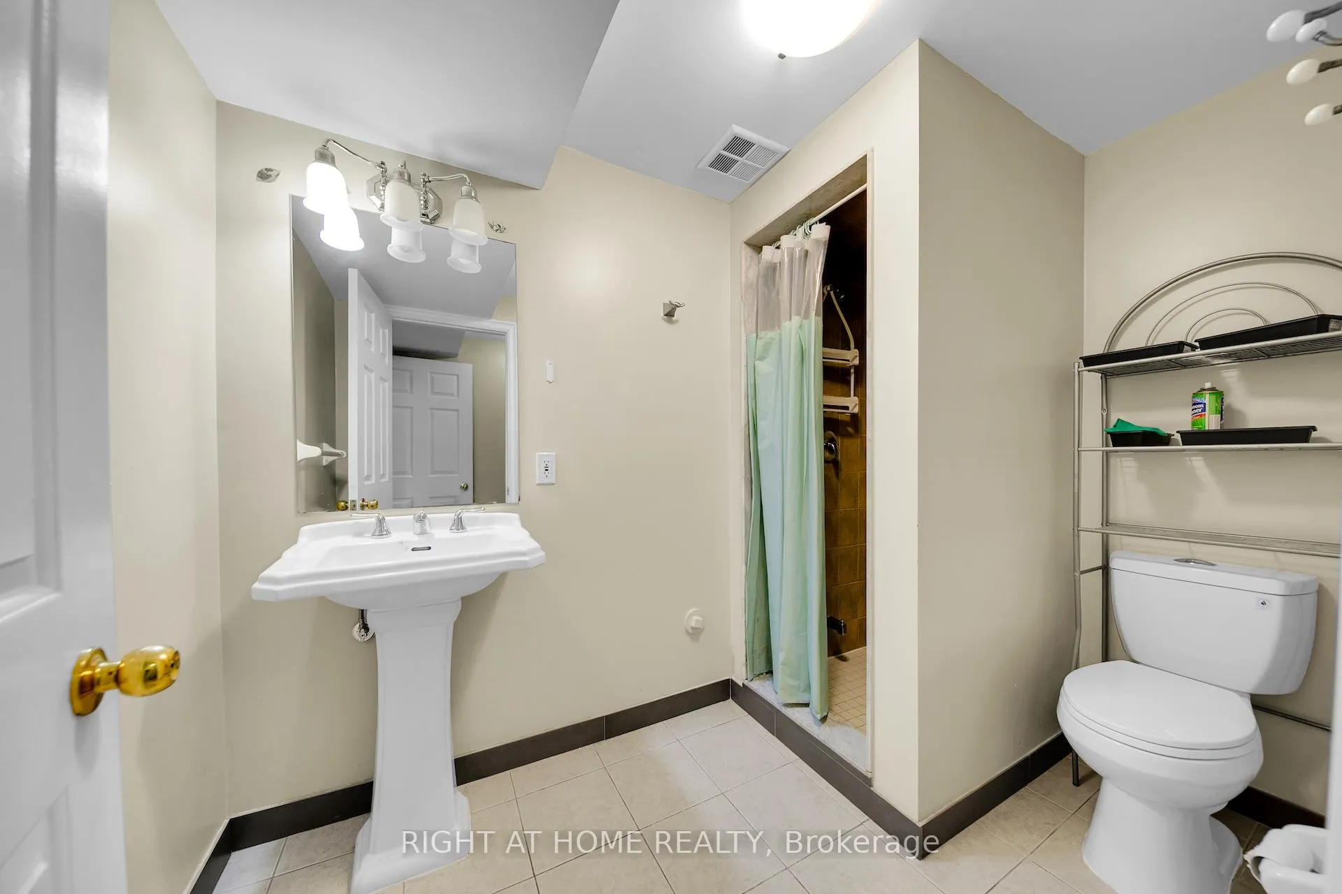 Photo 34 of 8 Terra Road, Vaughan, East Woodbridge — HOMEH