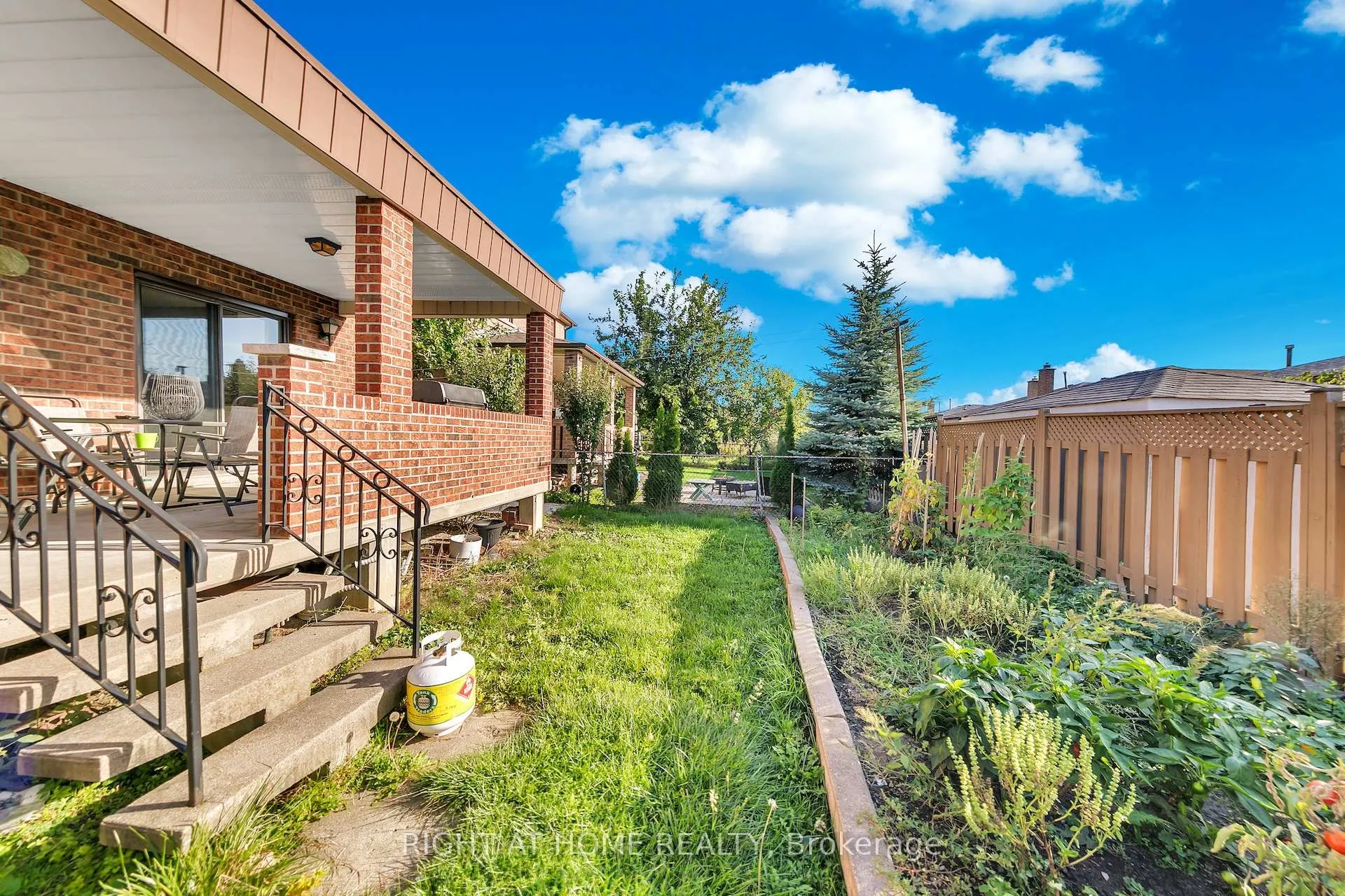 Photo 37 of 8 Terra Road, Vaughan, East Woodbridge — HOMEH