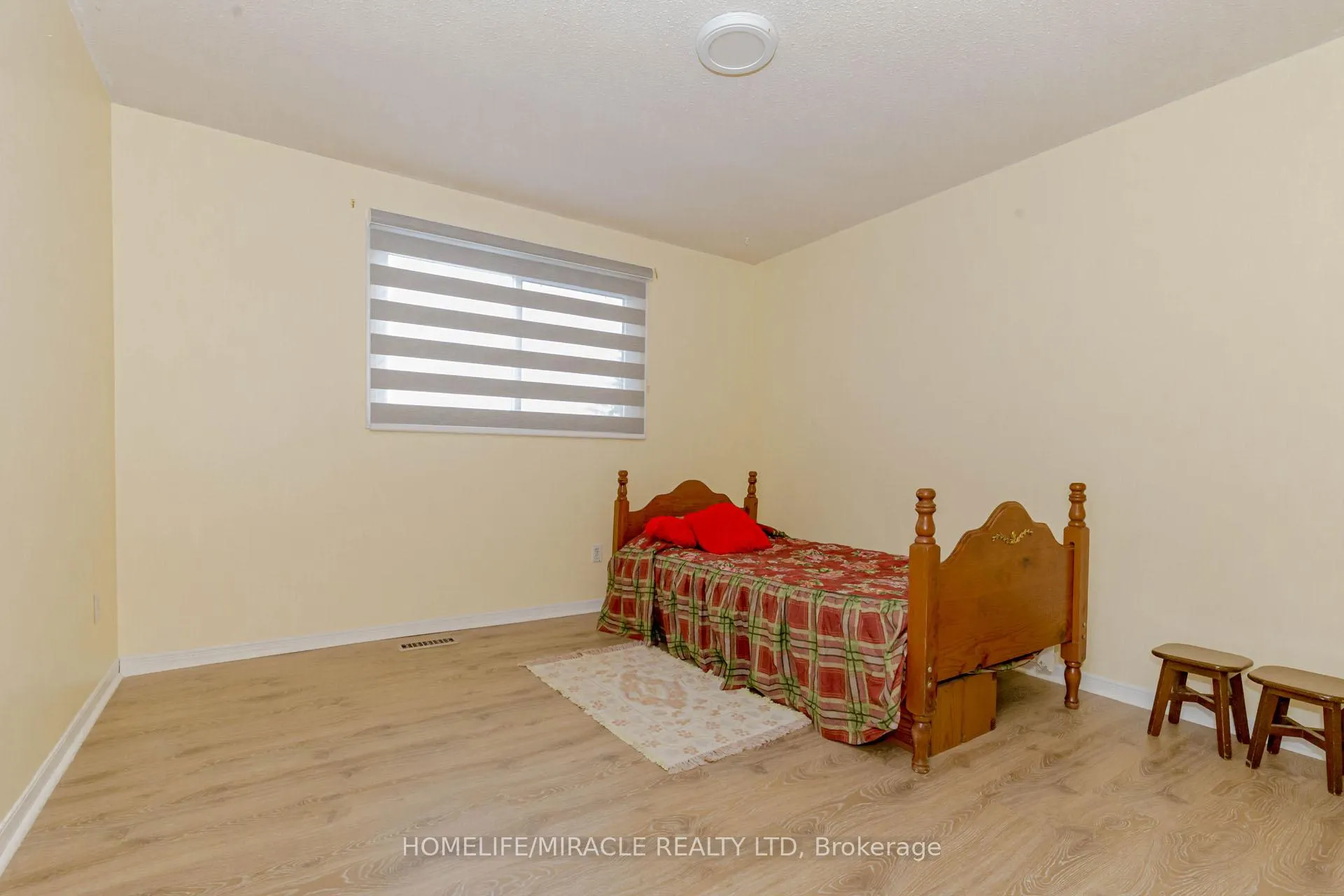 Photo 29 of 6 Nanport Street S, Brampton, Westgate — HOMEH