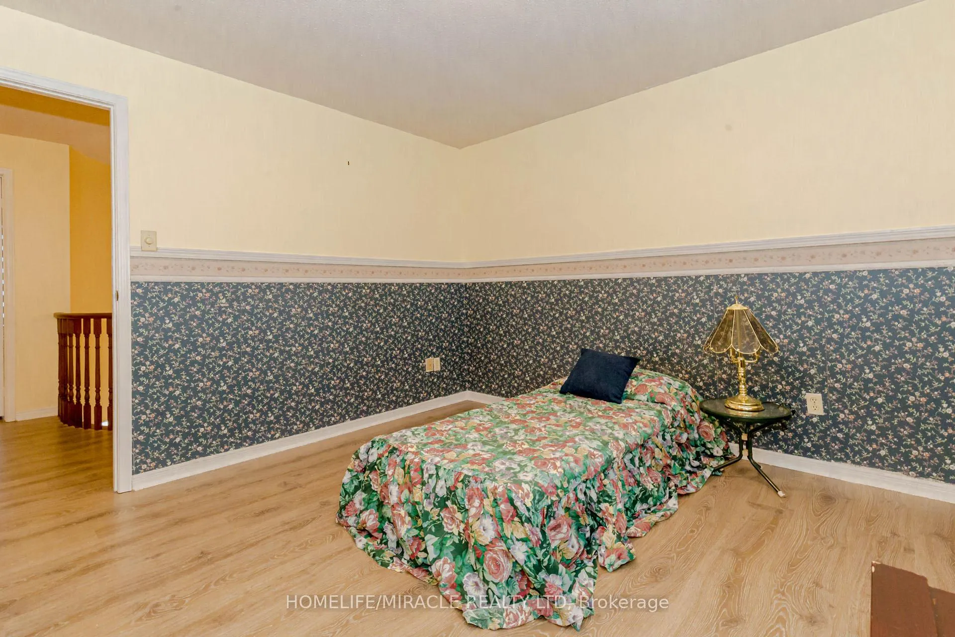 Photo 34 of 6 Nanport Street S, Brampton, Westgate — HOMEH
