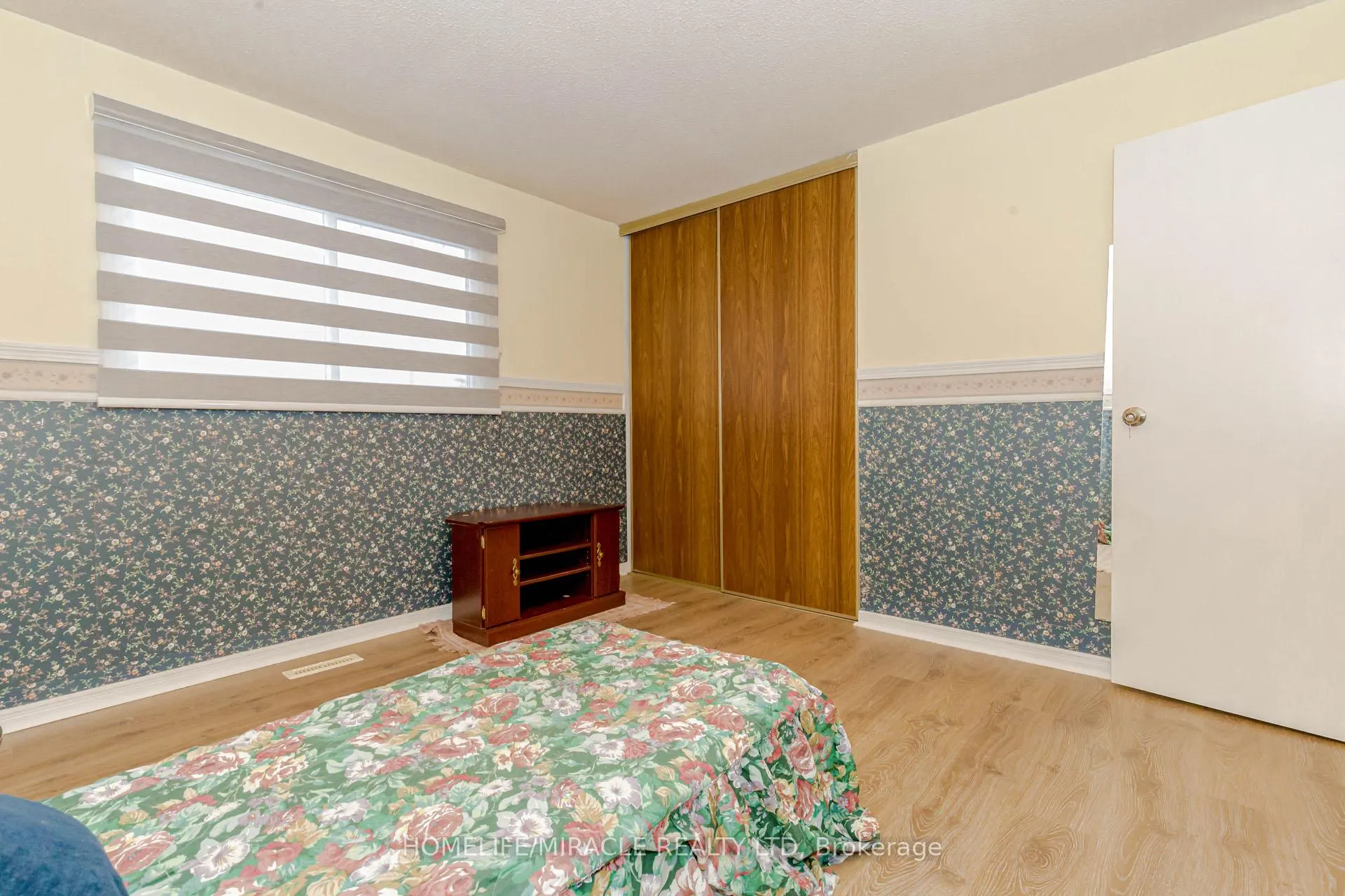 Photo 36 of 6 Nanport Street S, Brampton, Westgate — HOMEH