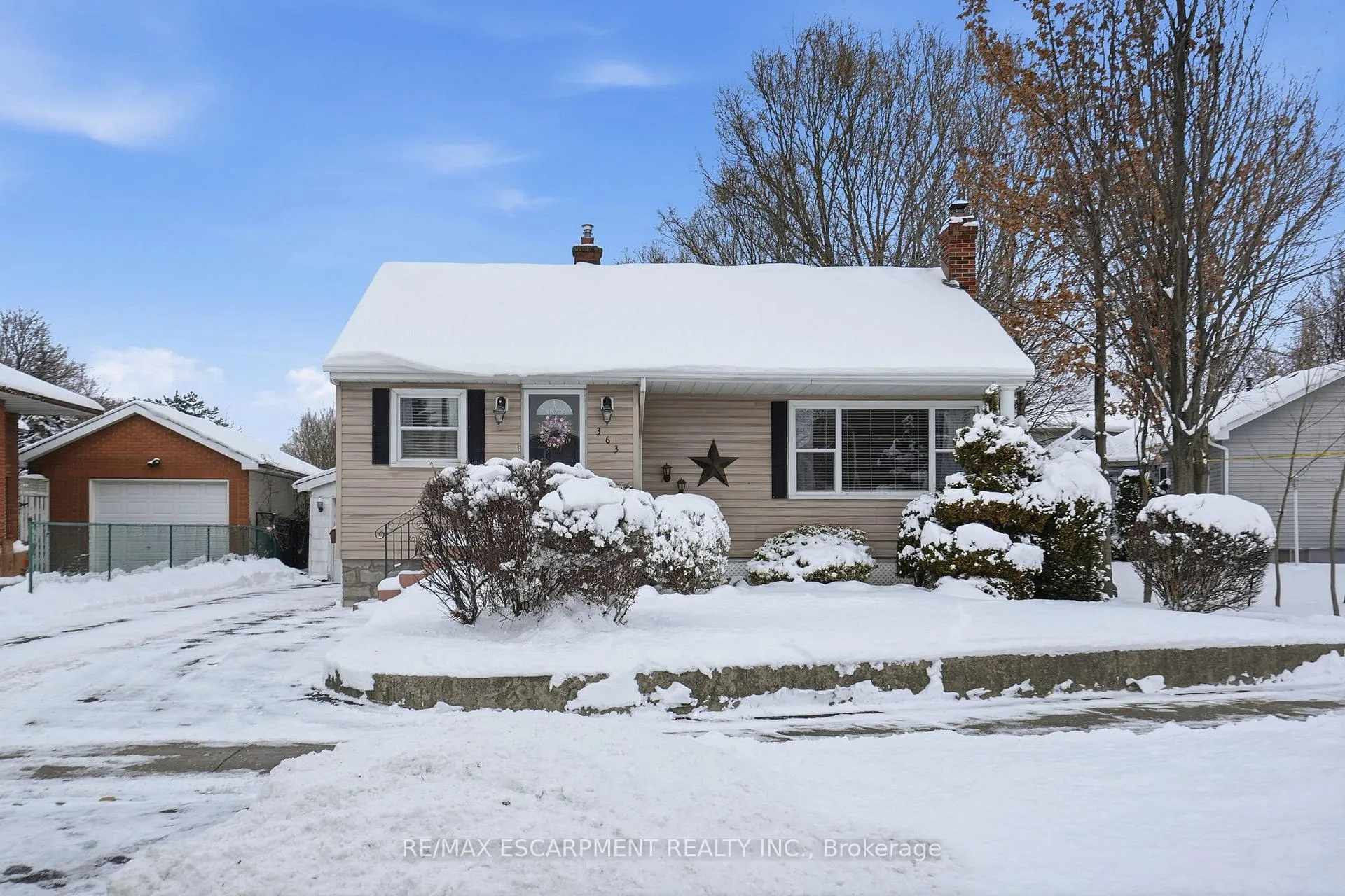 Photo 1 of 363 Limeridge Road E, Hamilton, Bruleville — HOMEH