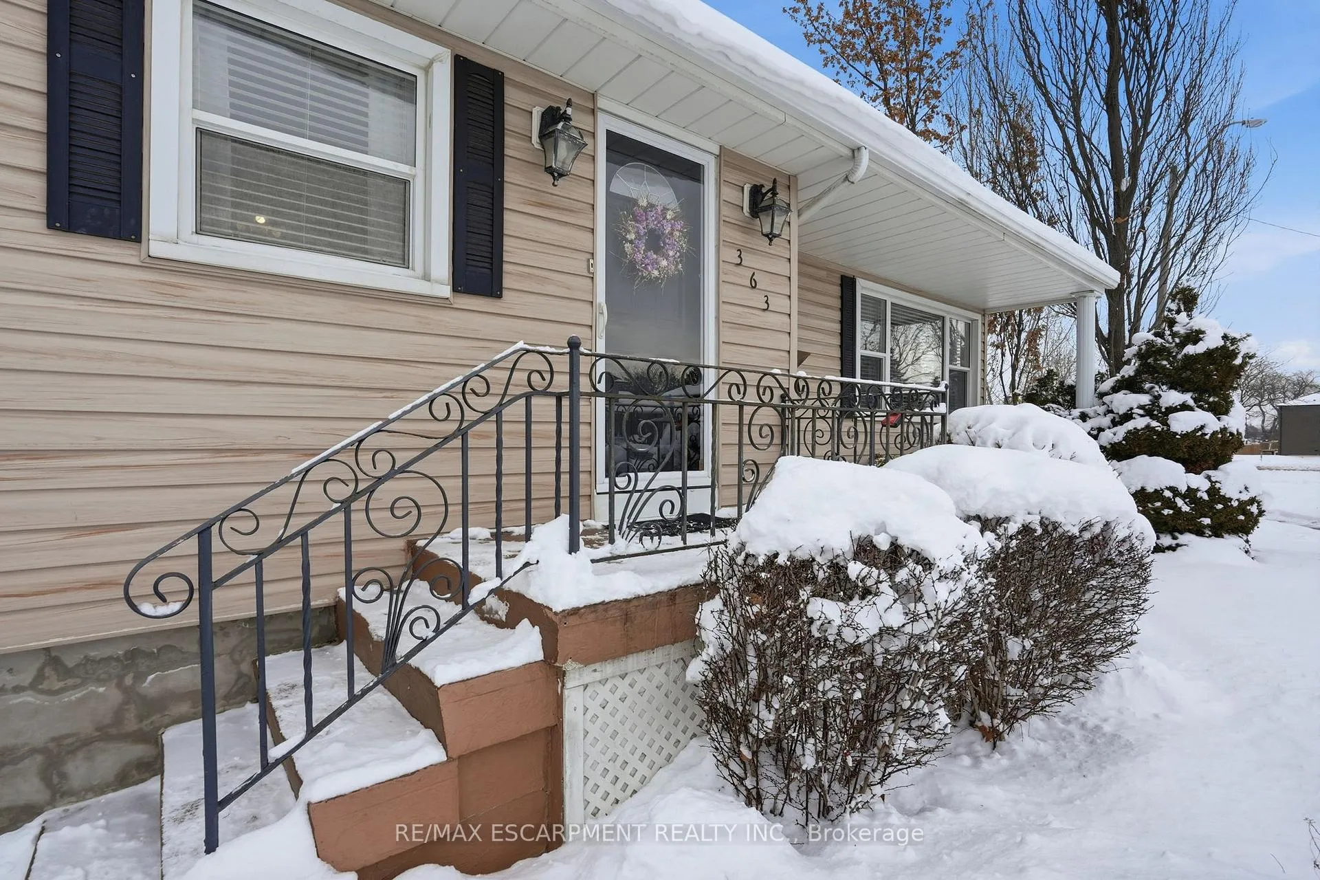 Photo 4 of 363 Limeridge Road E, Hamilton, Bruleville — HOMEH