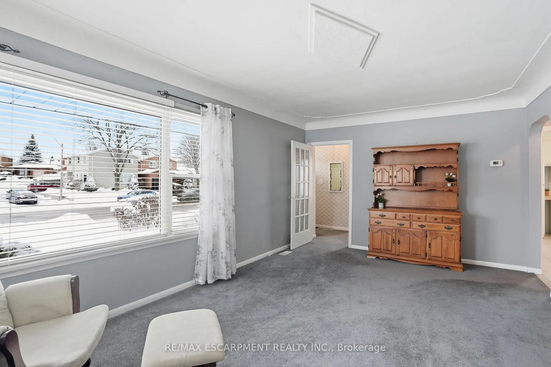 Photo 8 of 363 Limeridge Road E, Hamilton, Bruleville — HOMEH