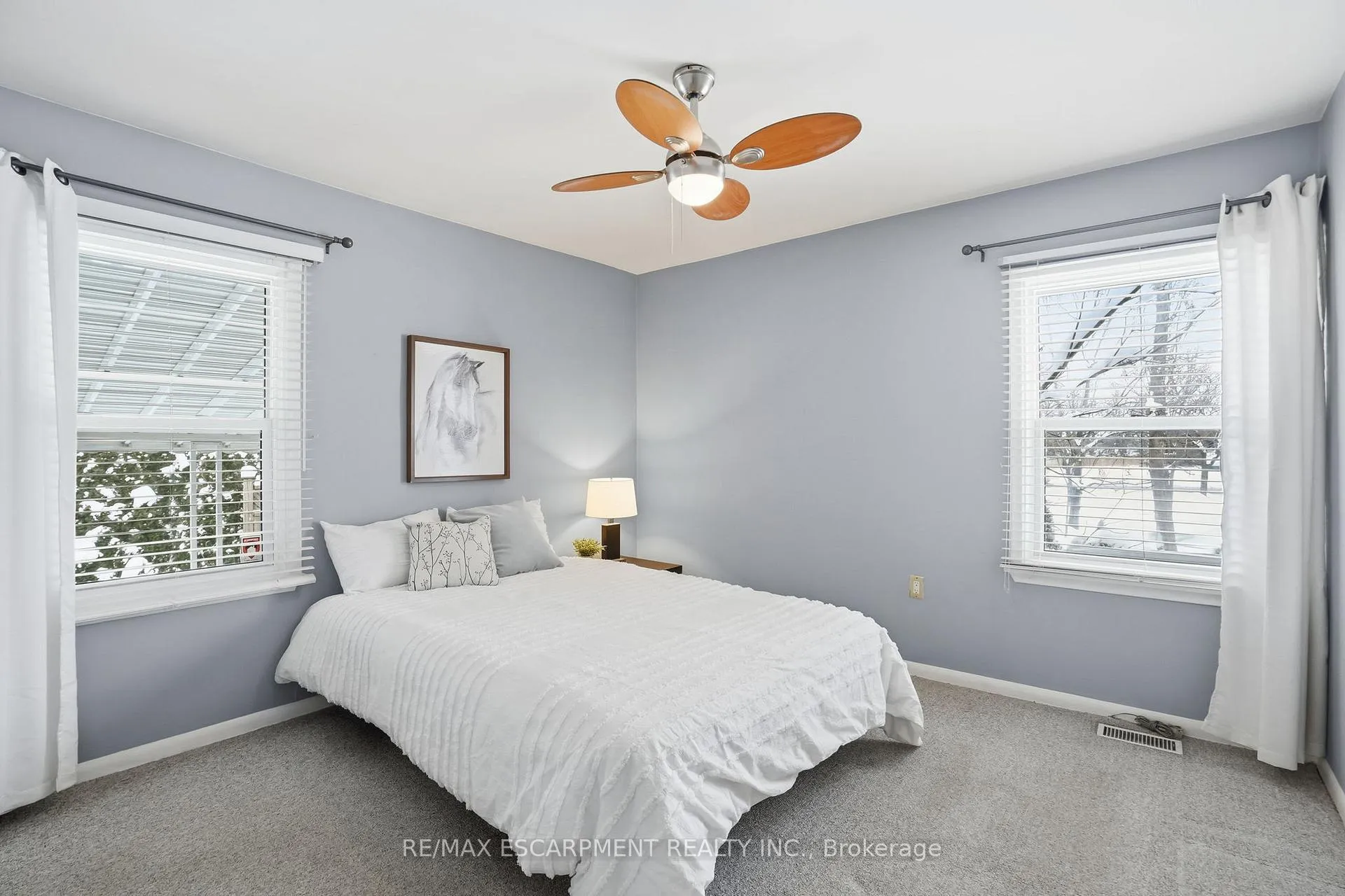 Photo 21 of 363 Limeridge Road E, Hamilton, Bruleville — HOMEH