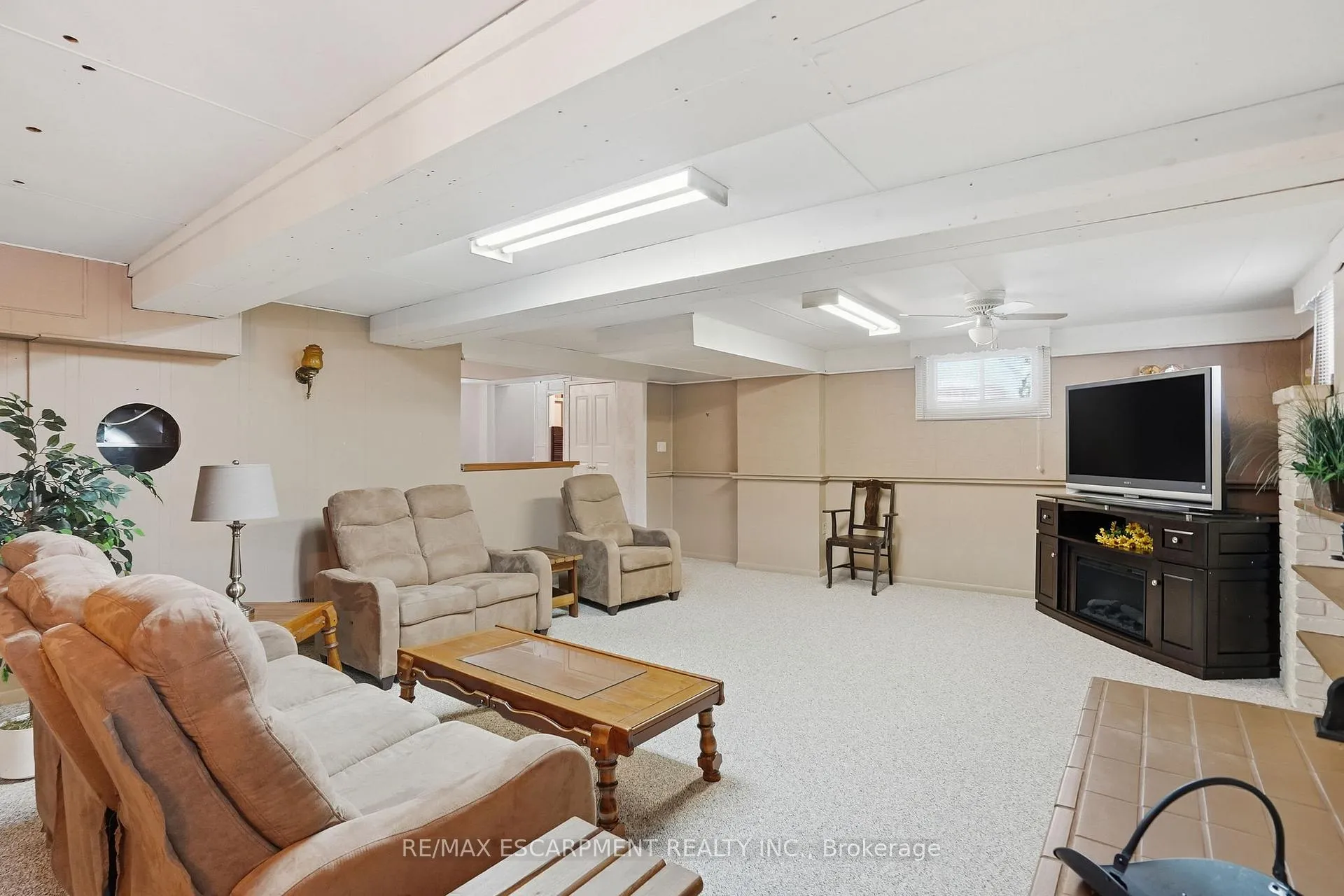 Photo 27 of 363 Limeridge Road E, Hamilton, Bruleville — HOMEH