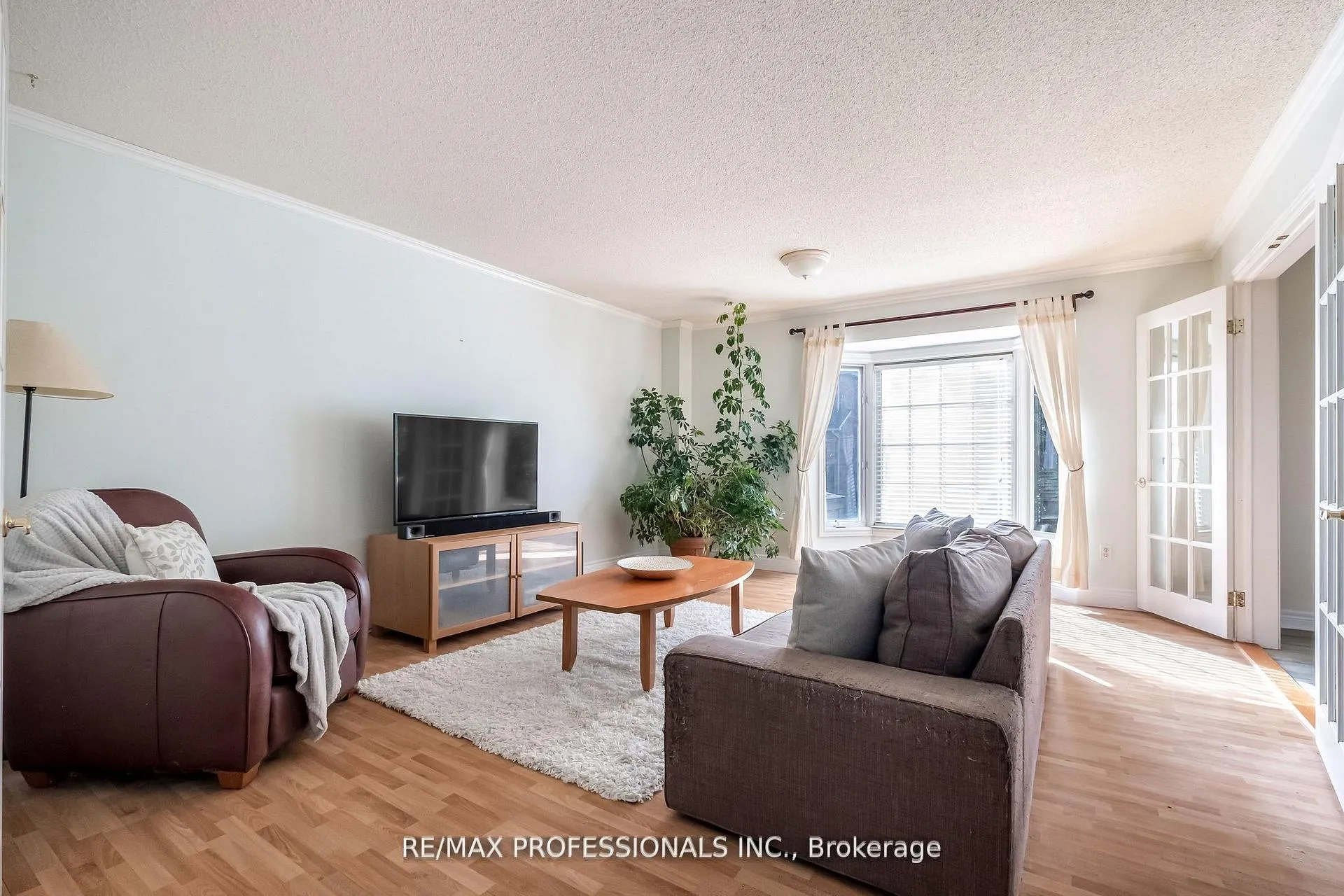 Photo 4 of 65 Hickorybush Avenue, Brampton, Sandringham-Wellington — HOMEH