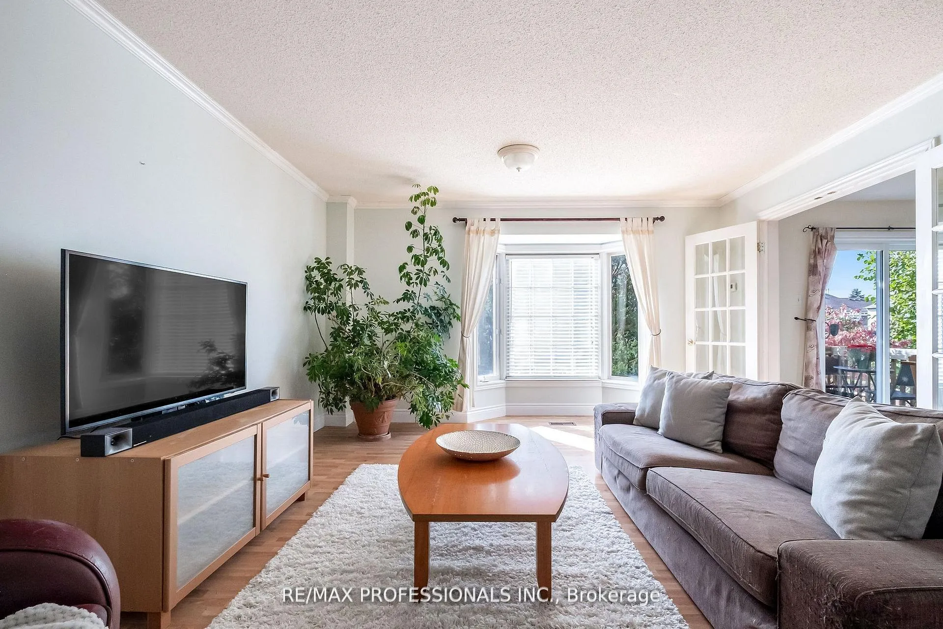 Photo 5 of 65 Hickorybush Avenue, Brampton, Sandringham-Wellington — HOMEH
