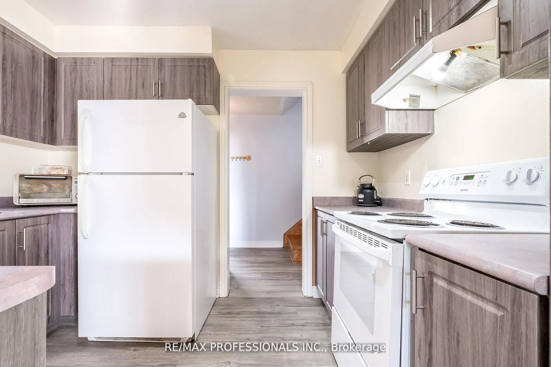 Photo 15 of 65 Hickorybush Avenue, Brampton, Sandringham-Wellington — HOMEH
