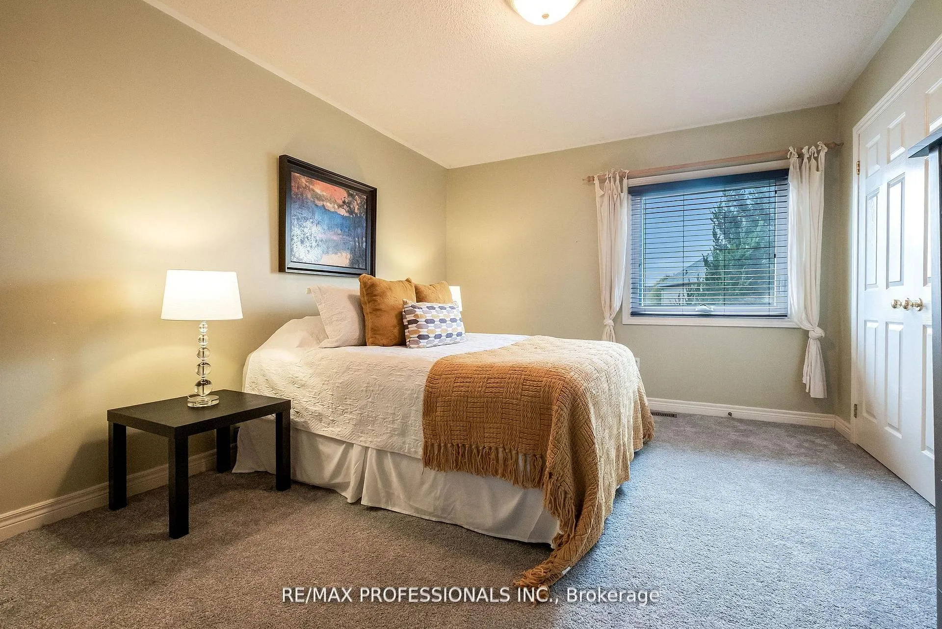 Photo 22 of 65 Hickorybush Avenue, Brampton, Sandringham-Wellington — HOMEH