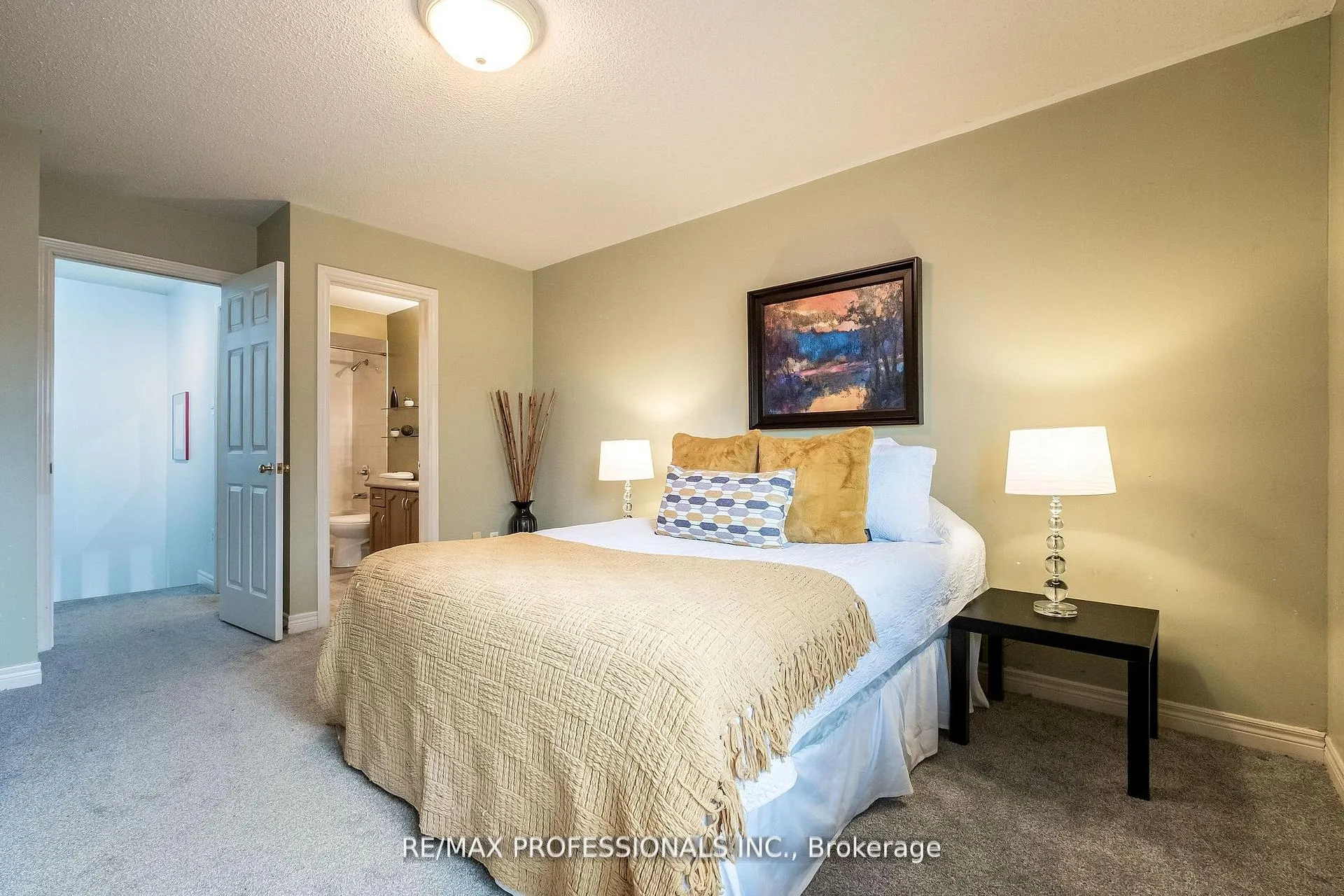 Photo 23 of 65 Hickorybush Avenue, Brampton, Sandringham-Wellington — HOMEH