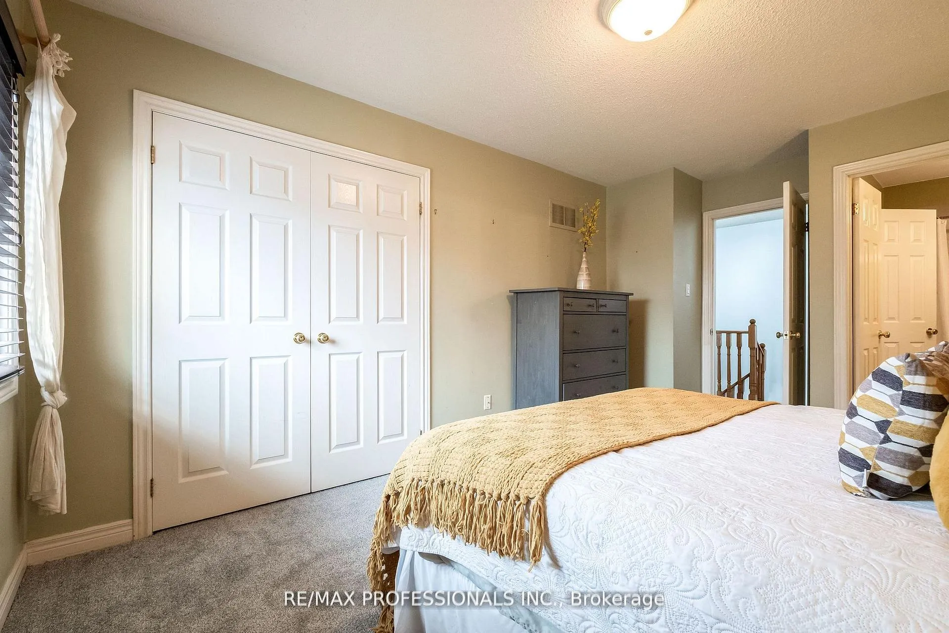 Photo 24 of 65 Hickorybush Avenue, Brampton, Sandringham-Wellington — HOMEH