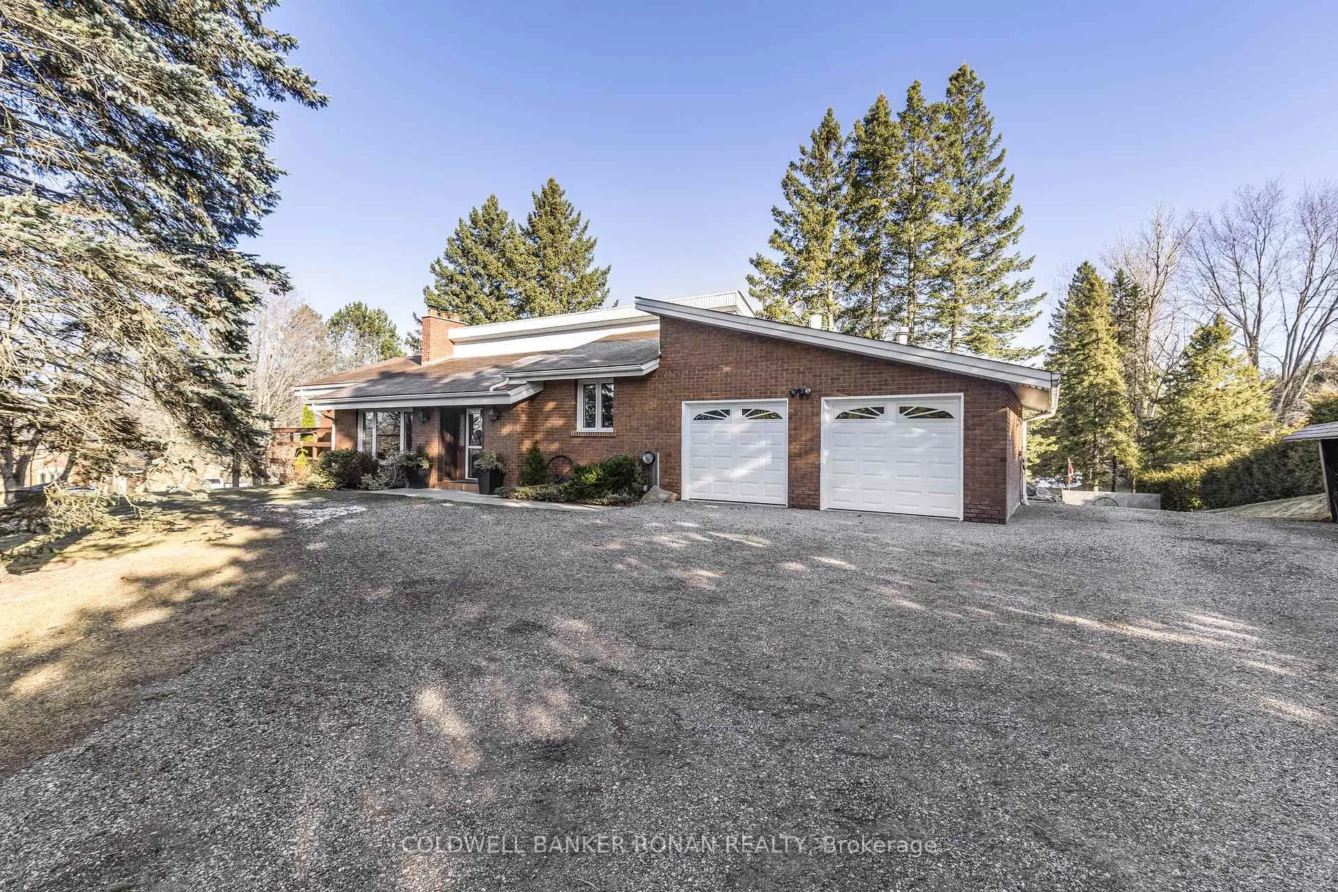 Photo 2 of 6218 5th Line, New Tecumseth, Rural New Tecumseth — HOMEH